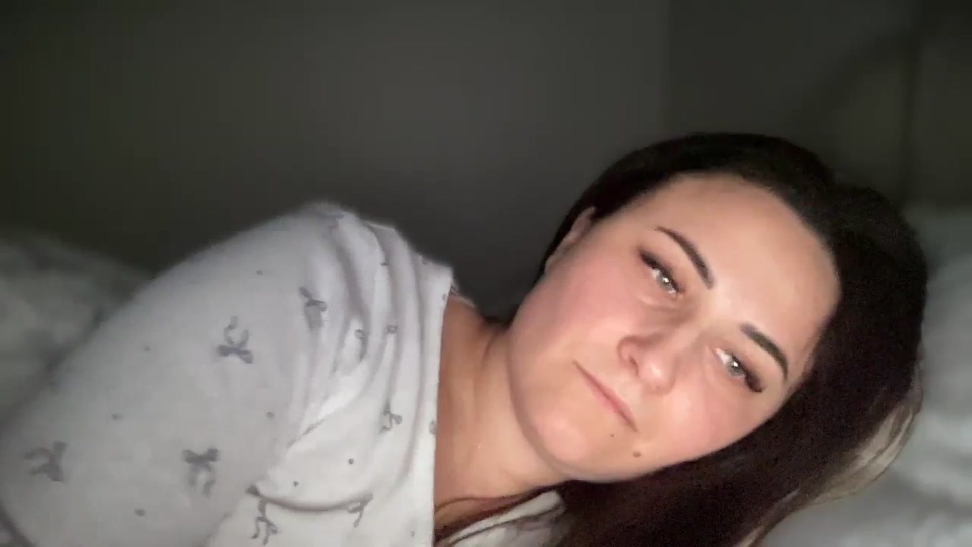 Gallery image thumbnail from Emafox's myfreecams stream on, 01/28/2025, 15:03 image 17 of 20