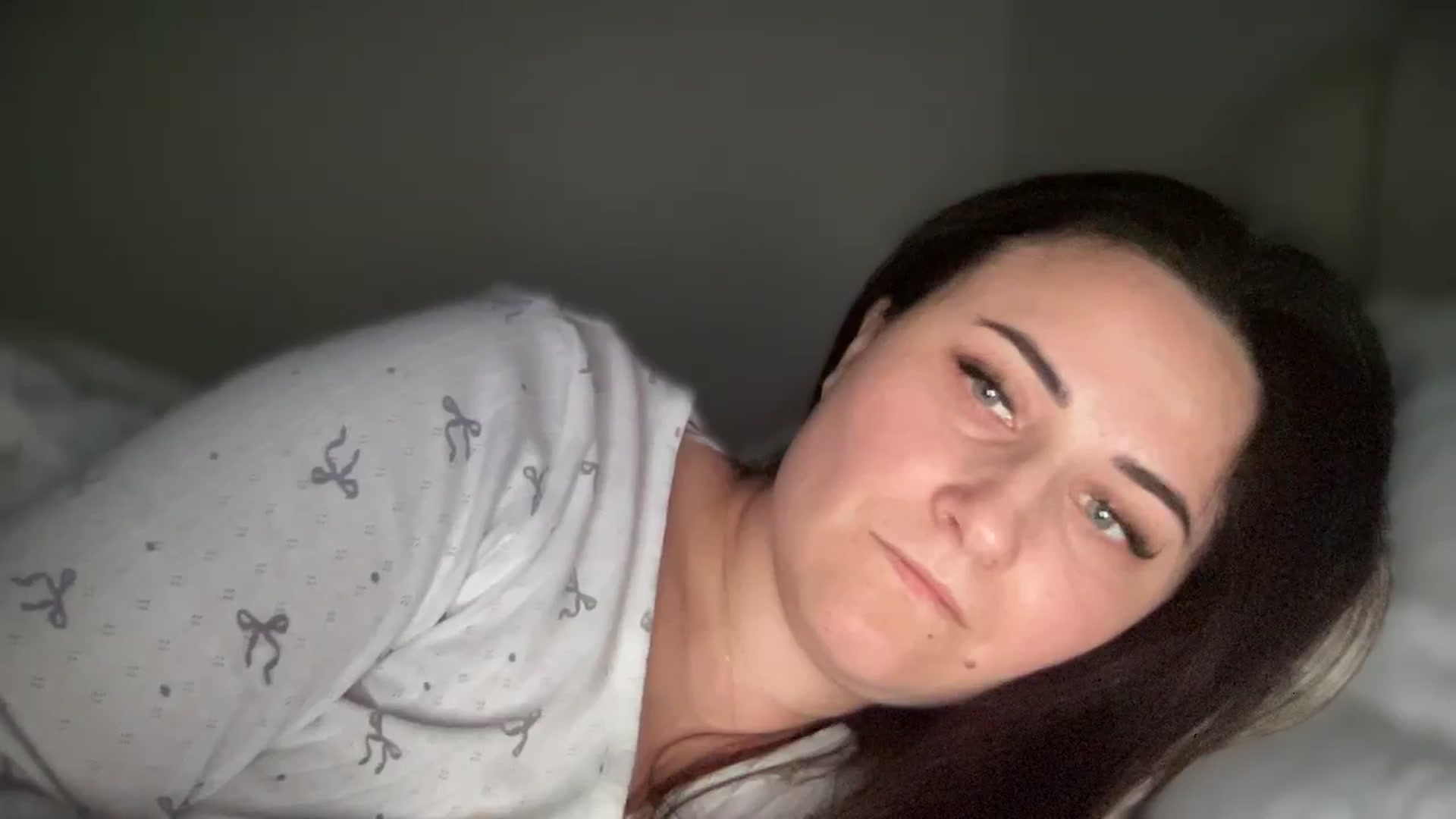 Gallery image thumbnail from Emafox's myfreecams stream on, 01/28/2025, 15:03 image 15 of 20