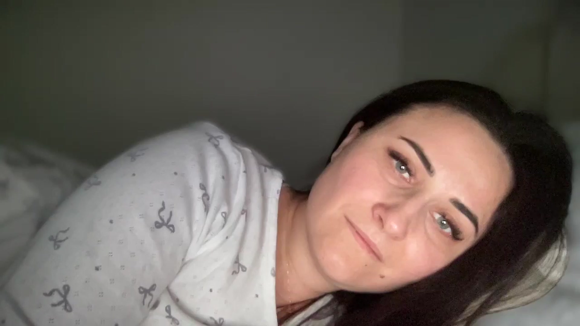 Gallery image thumbnail from Emafox's myfreecams stream on, 01/28/2025, 15:03 image 5 of 20