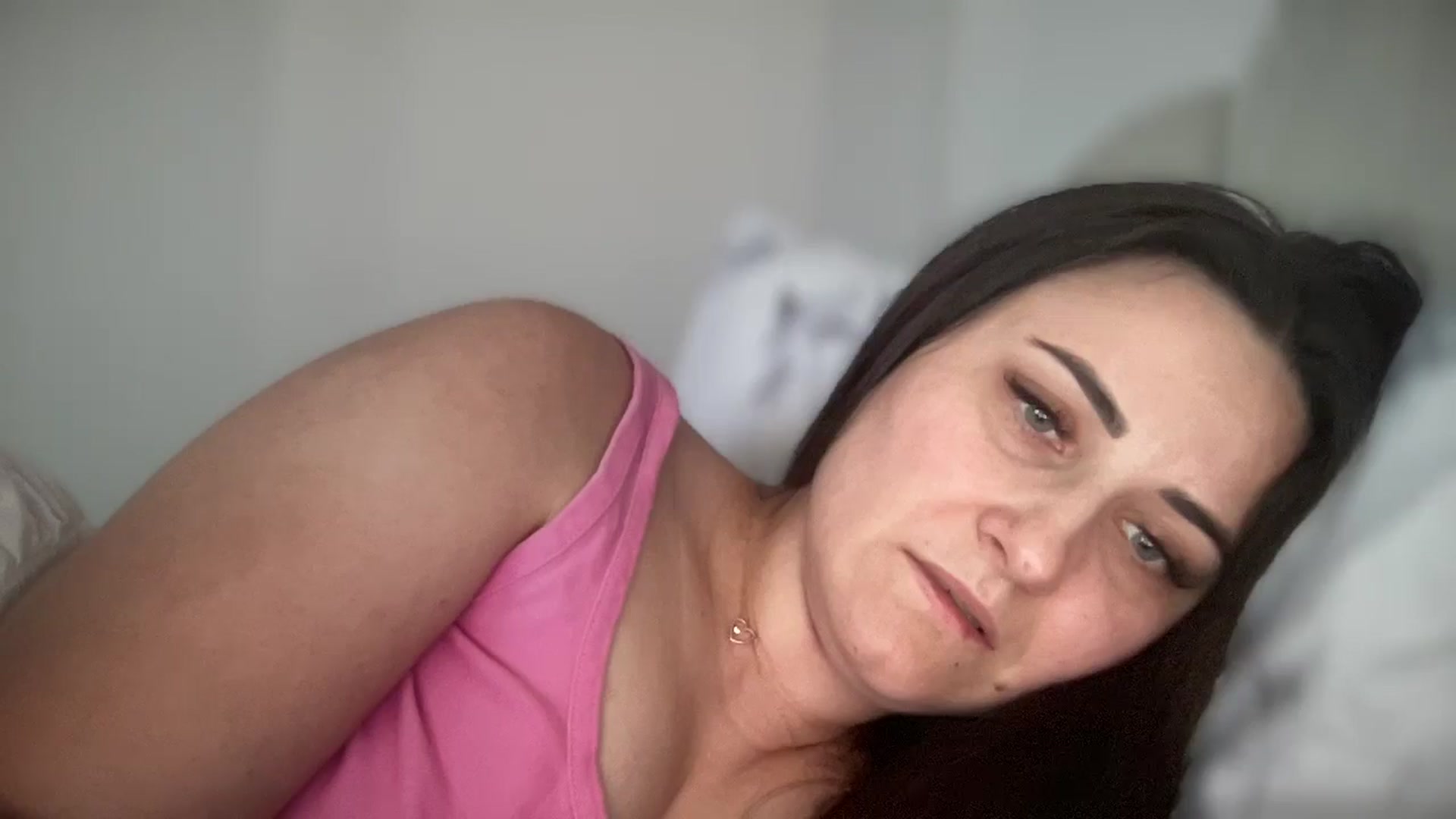 Gallery image thumbnail from Emafox's myfreecams stream on, 01/29/2025, 12:37 image 13 of 20