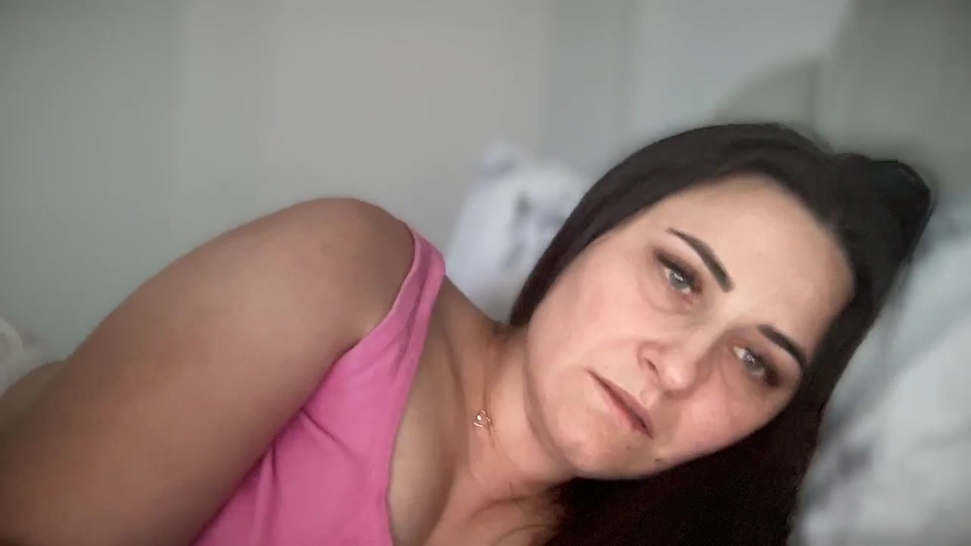 Gallery image thumbnail from Emafox's myfreecams stream on, 01/29/2025, 12:37 image 14 of 20