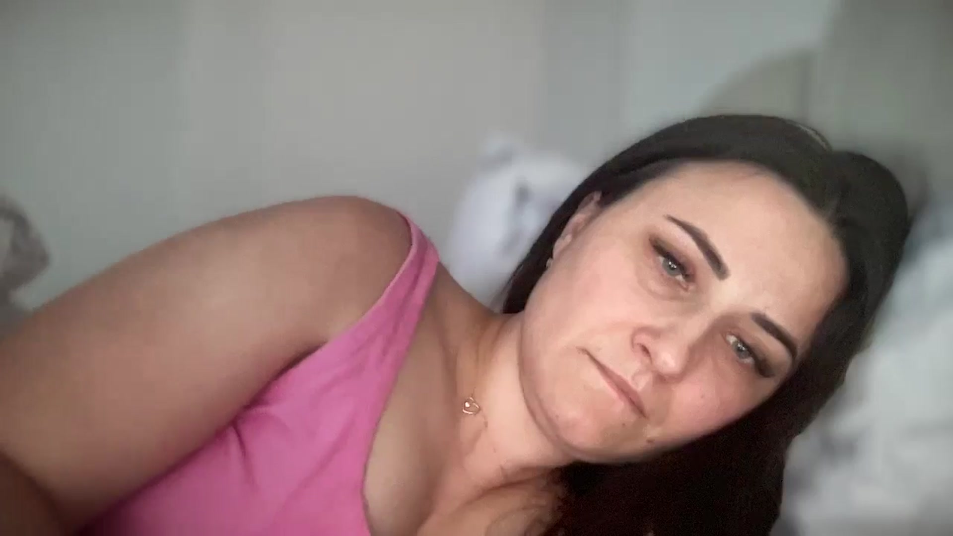 Gallery image thumbnail from Emafox's myfreecams stream on, 01/29/2025, 12:37 image 10 of 20