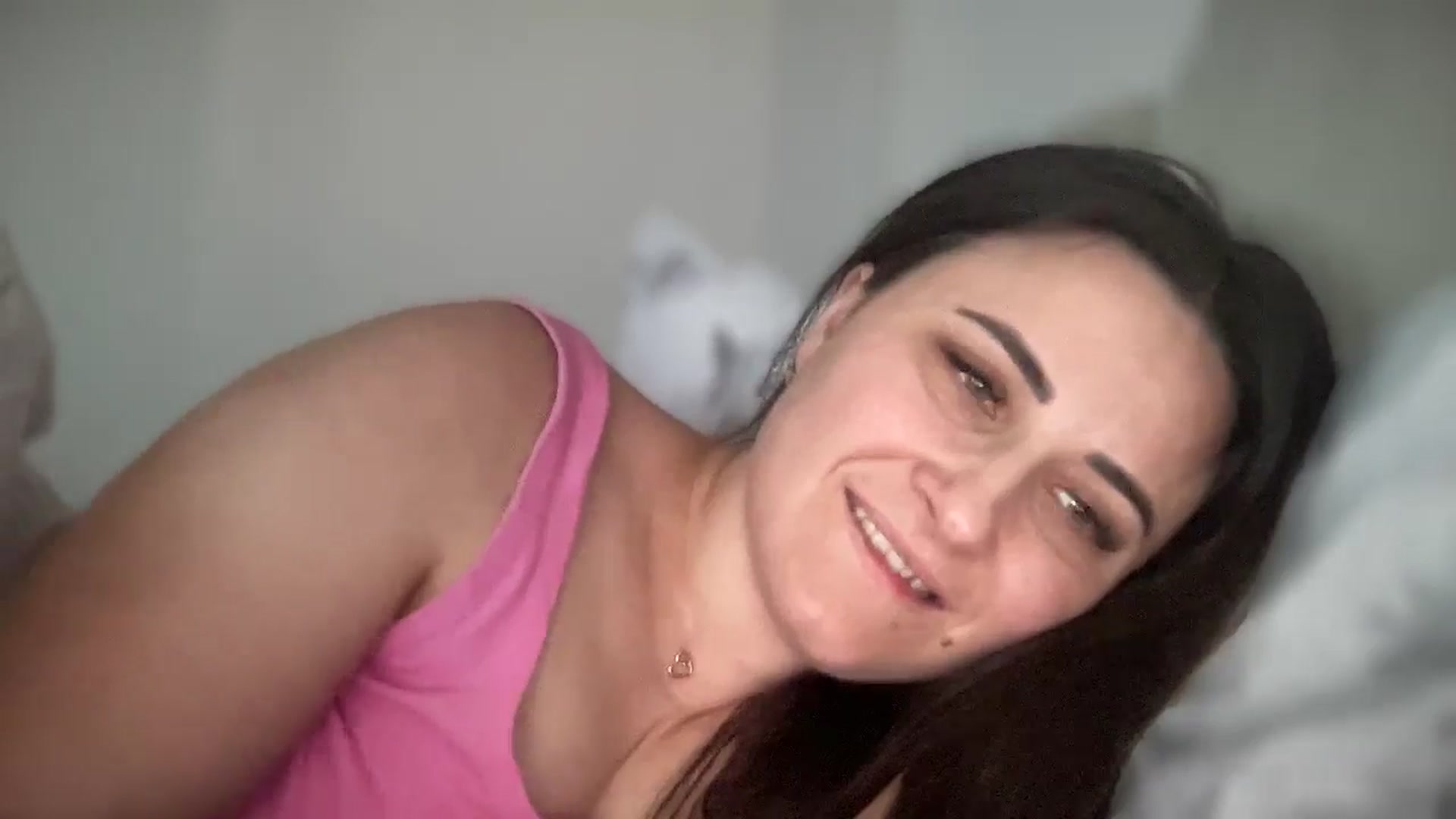 Gallery image thumbnail from Emafox's myfreecams stream on, 01/29/2025, 13:22 image 15 of 20