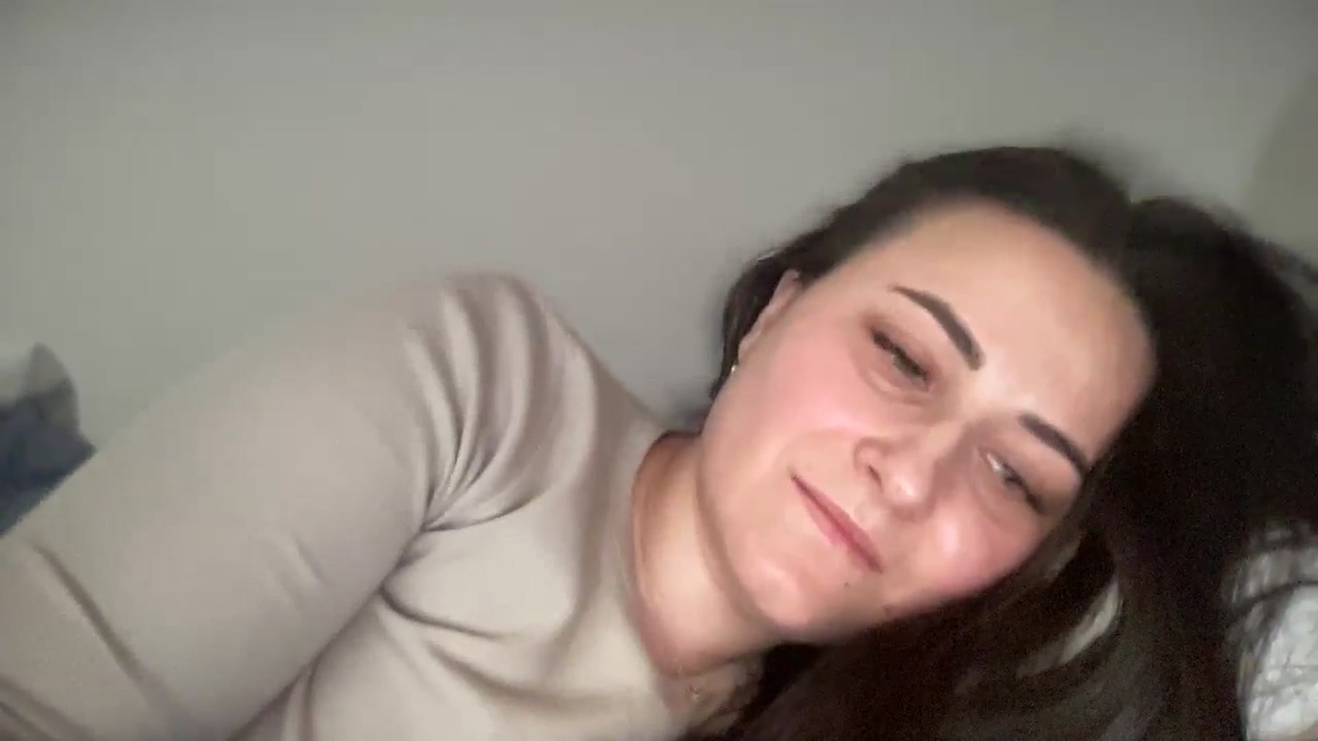 Gallery image thumbnail from Emafox's myfreecams stream on, 02/02/2025, 10:08 image 6 of 20