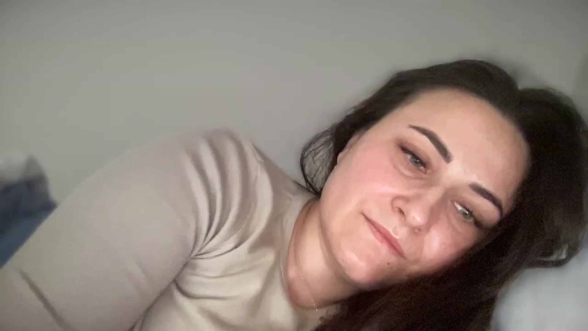 Gallery image thumbnail from Emafox's myfreecams stream on, 02/02/2025, 10:08 image 14 of 20