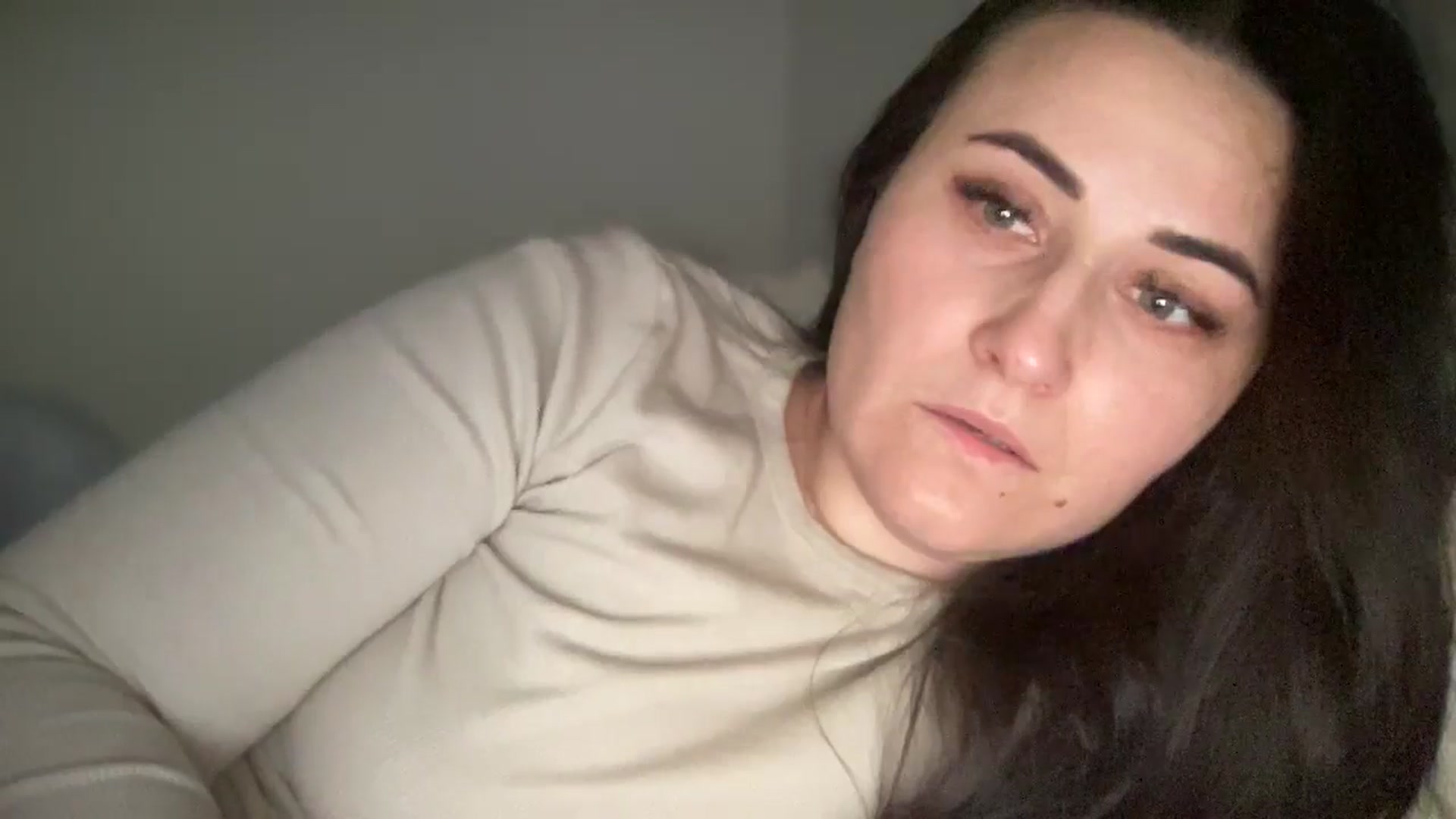 Gallery image thumbnail from Emafox's myfreecams stream on, 02/02/2025, 13:01 image 5 of 20