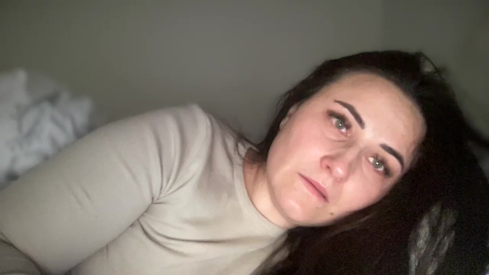 Gallery image thumbnail from Emafox's myfreecams stream on, 02/02/2025, 13:01 image 12 of 20