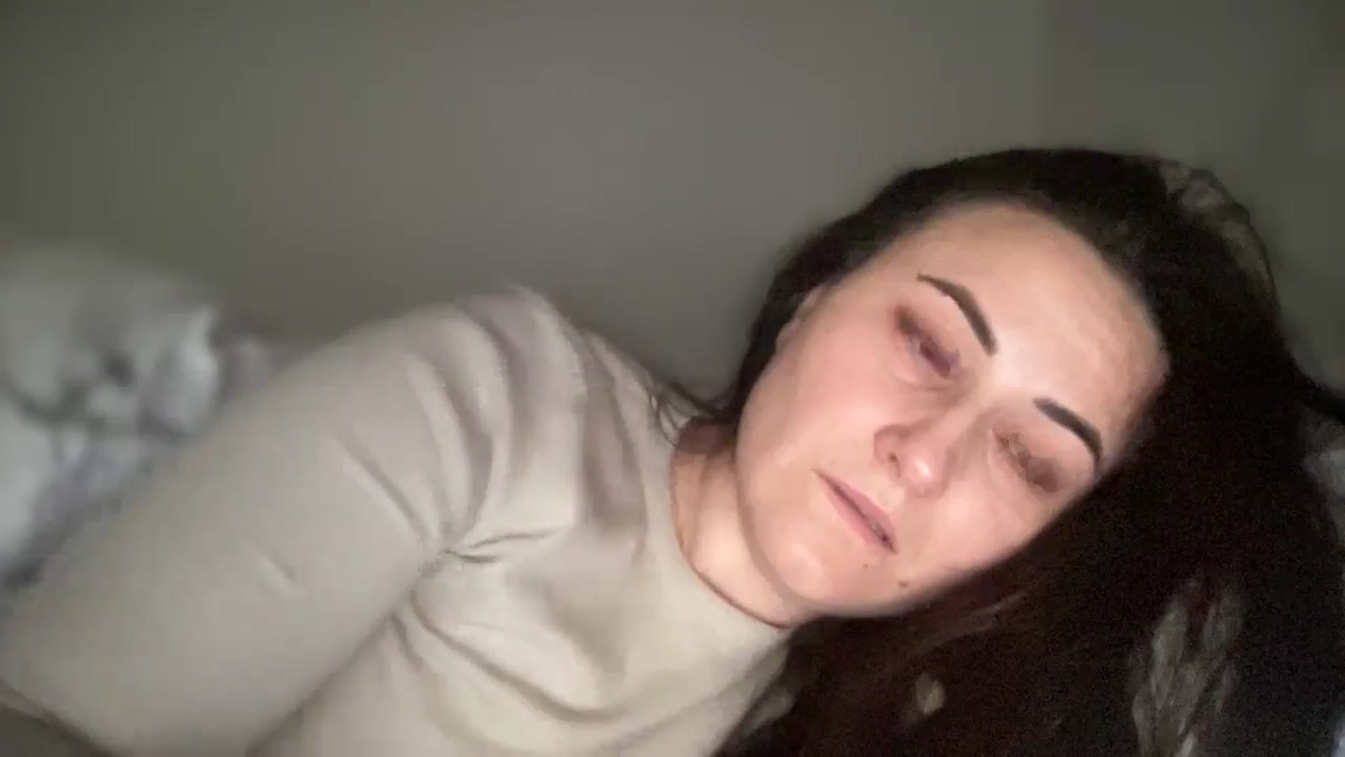 Gallery image thumbnail from Emafox's myfreecams stream on, 02/02/2025, 13:01 image 16 of 20
