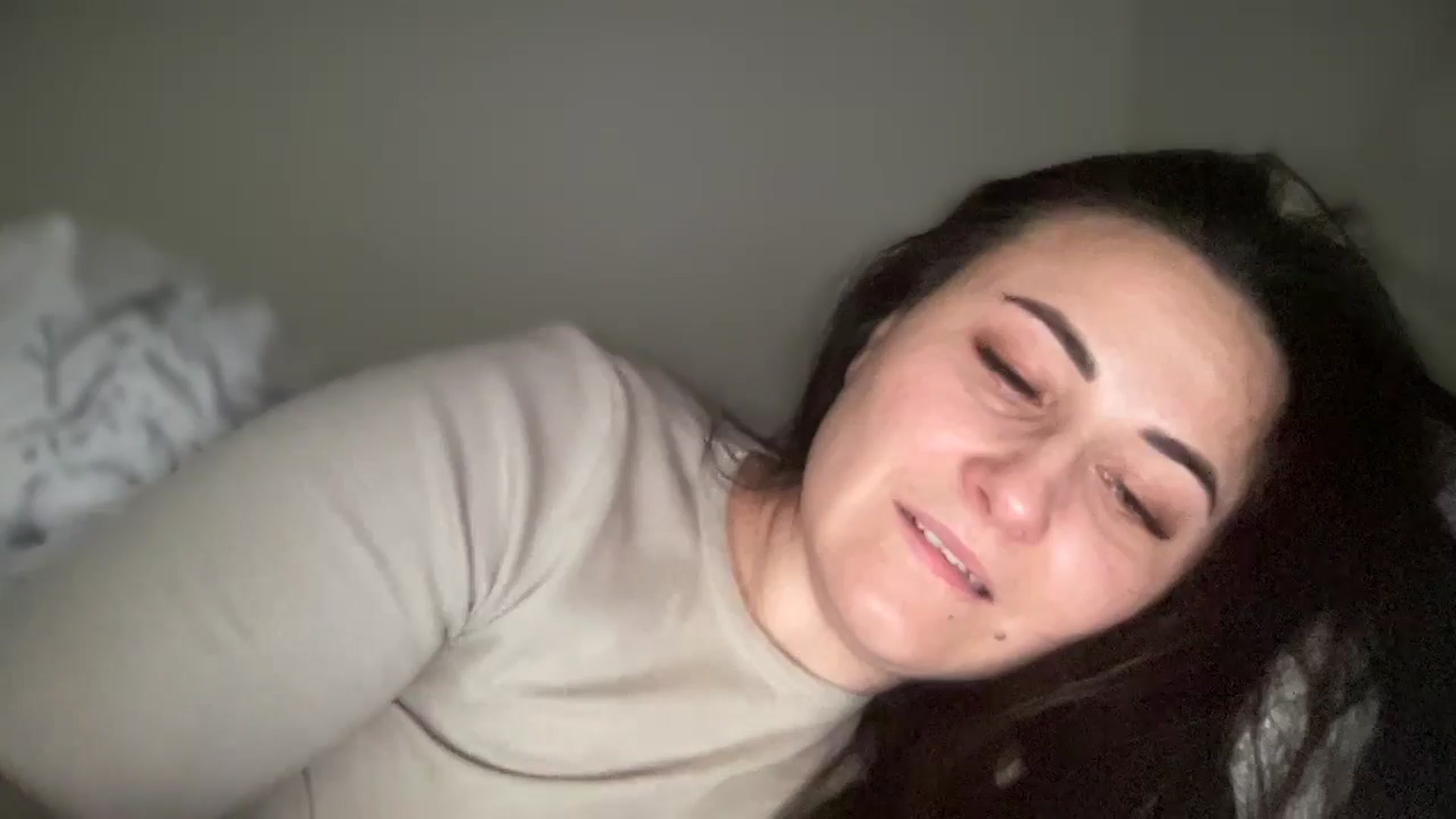 Gallery image thumbnail from Emafox's myfreecams stream on, 02/02/2025, 13:01 image 15 of 20