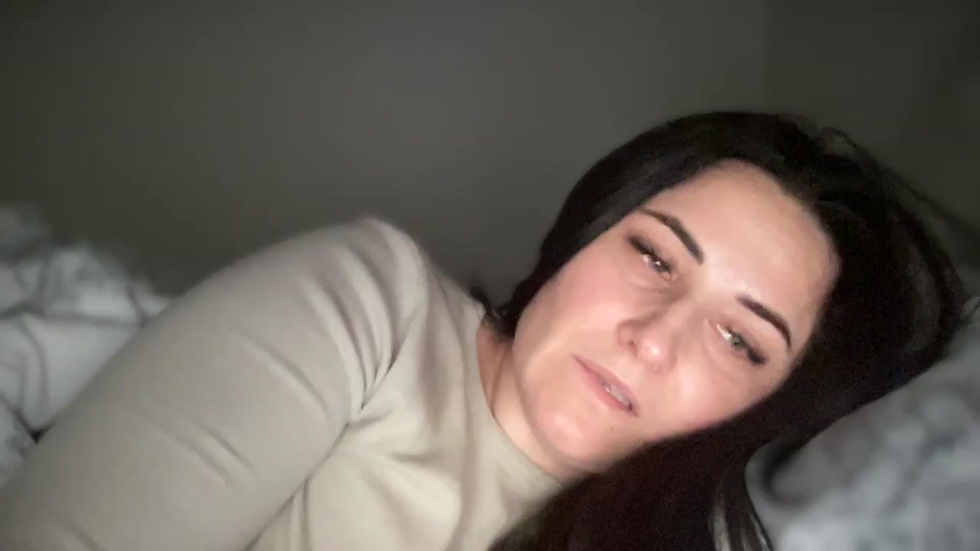 Gallery image thumbnail from Emafox's myfreecams stream on, 02/02/2025, 13:42 image 14 of 20