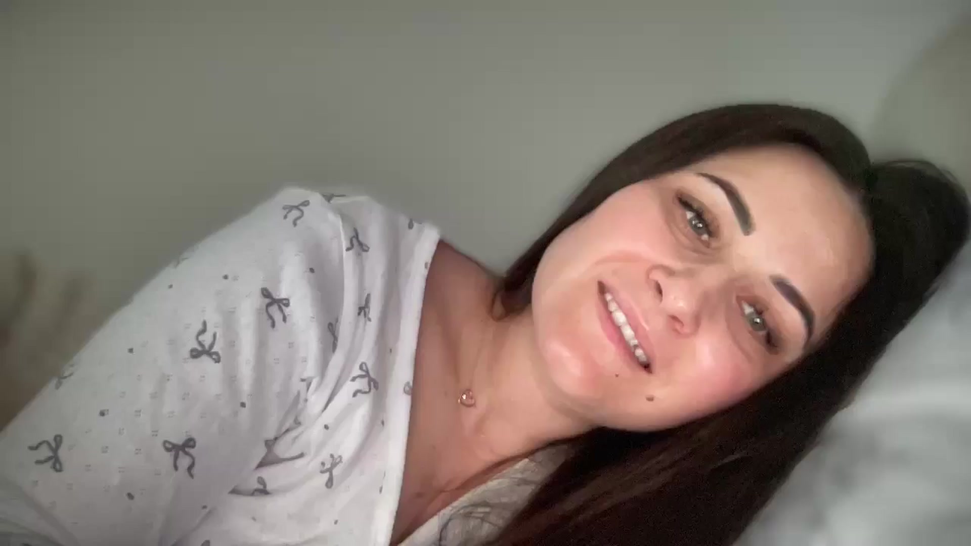 Gallery image thumbnail from Emafox's myfreecams stream on, 02/05/2025, 11:34 image 16 of 20