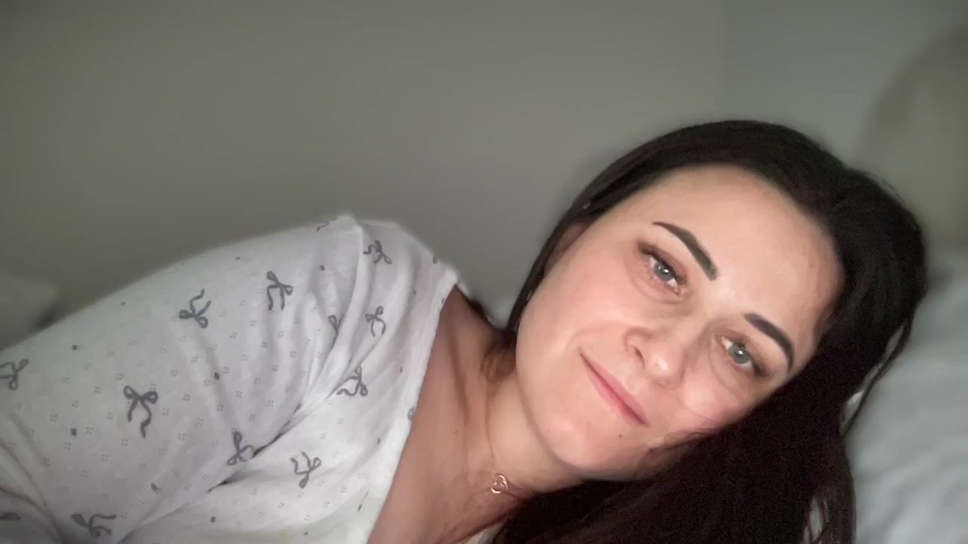 Gallery image thumbnail from Emafox's myfreecams stream on, 02/11/2025, 12:07 image 17 of 20