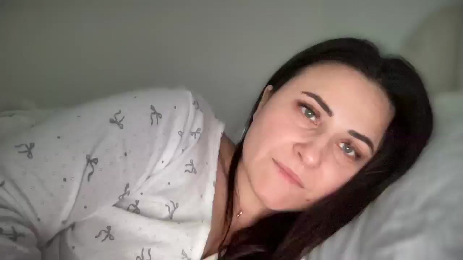 Gallery image thumbnail from Emafox's myfreecams stream on, 02/11/2025, 14:37 image 4 of 20