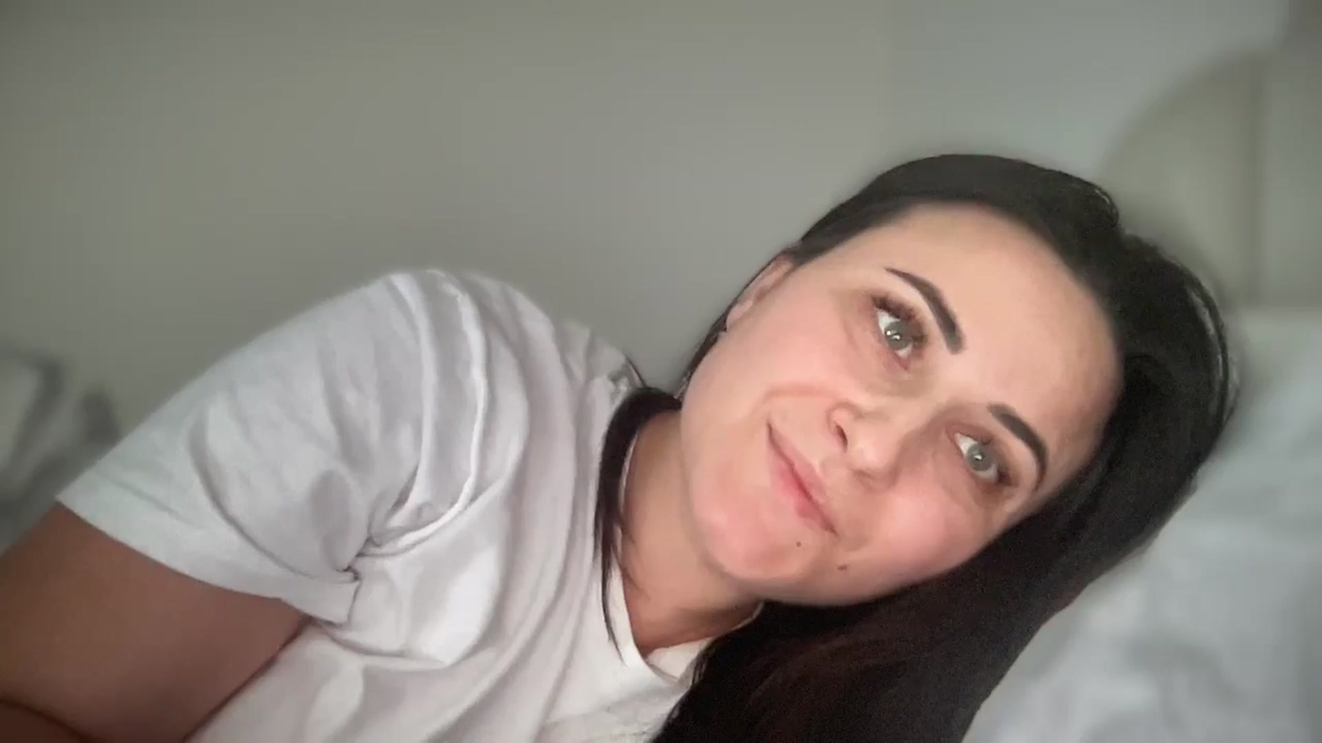 Gallery image thumbnail from Emafox's myfreecams stream on, 02/13/2025, 12:02 image 7 of 20