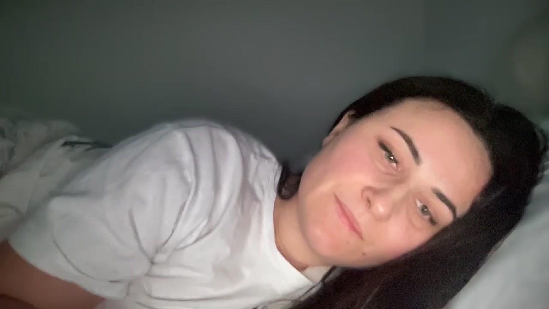 Gallery image thumbnail from Emafox's myfreecams stream on, 02/13/2025, 15:24 image 1 of 20