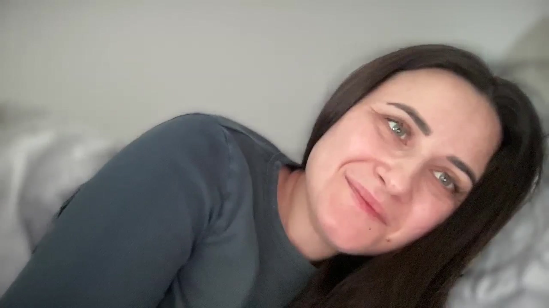 Gallery image thumbnail from Emafox's myfreecams stream on, 02/16/2025, 10:40 image 7 of 20