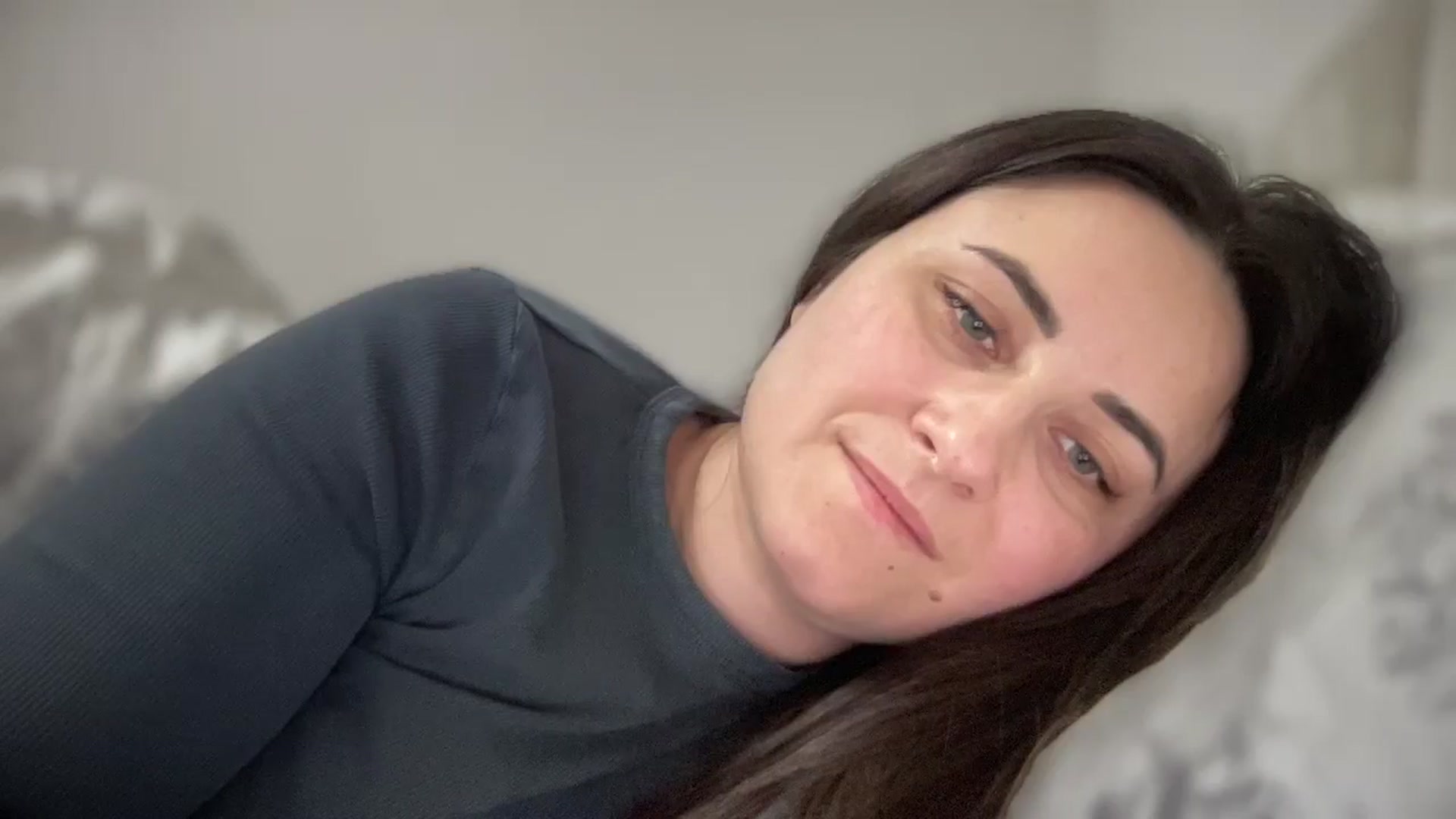 Gallery image thumbnail from Emafox's myfreecams stream on, 02/16/2025, 19:00 image 2 of 20