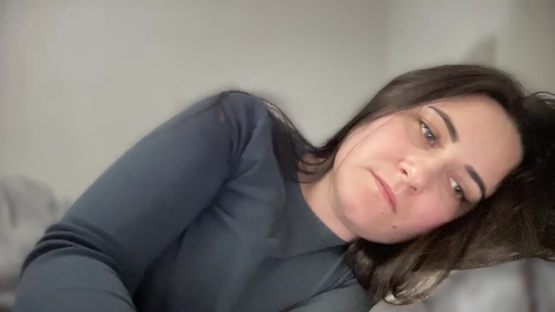 Gallery image thumbnail from Emafox's myfreecams stream on, 02/16/2025, 19:27 image 3 of 20