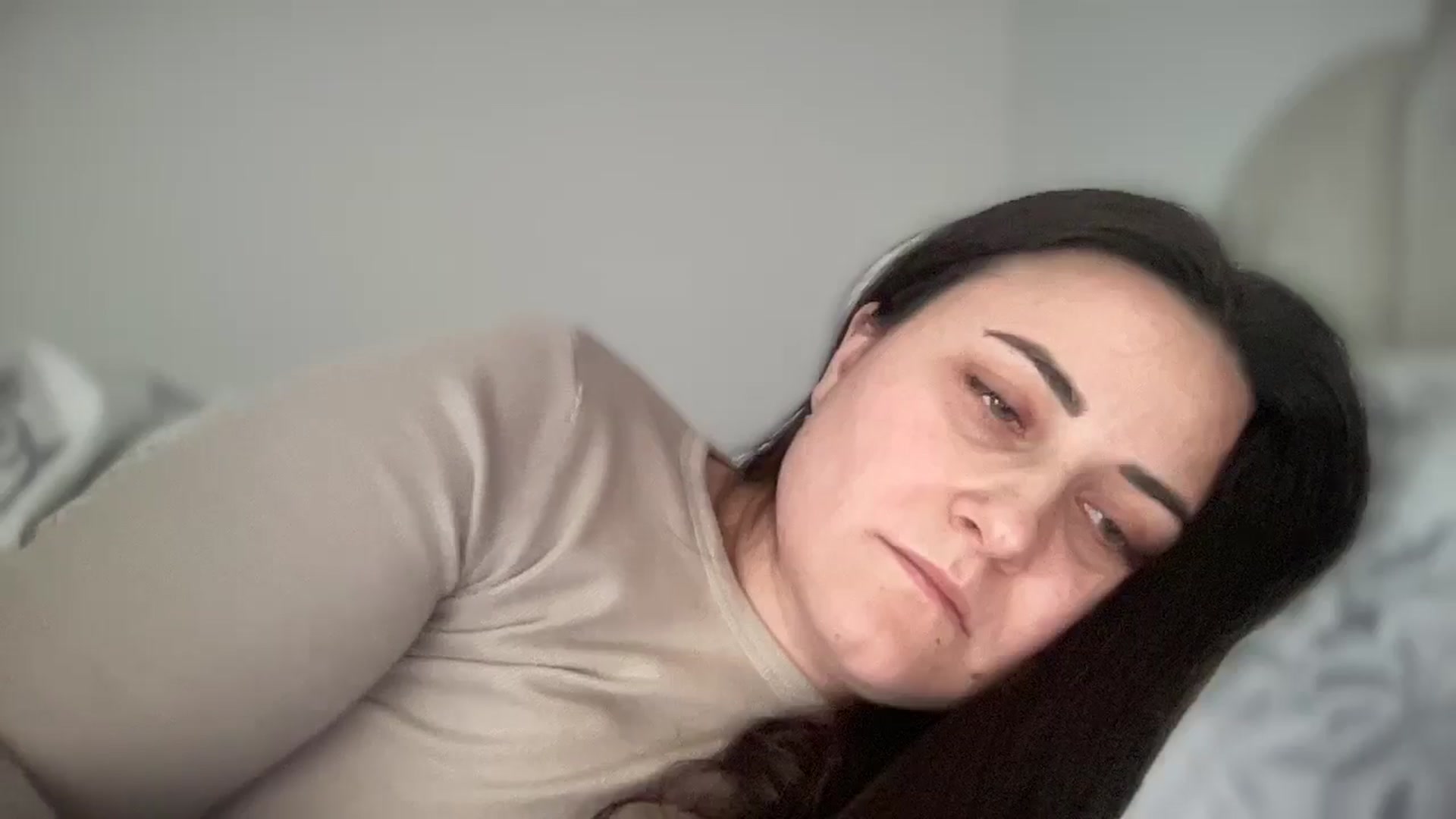 Gallery image thumbnail from Emafox's myfreecams stream on, 02/17/2025, 10:27 image 18 of 20