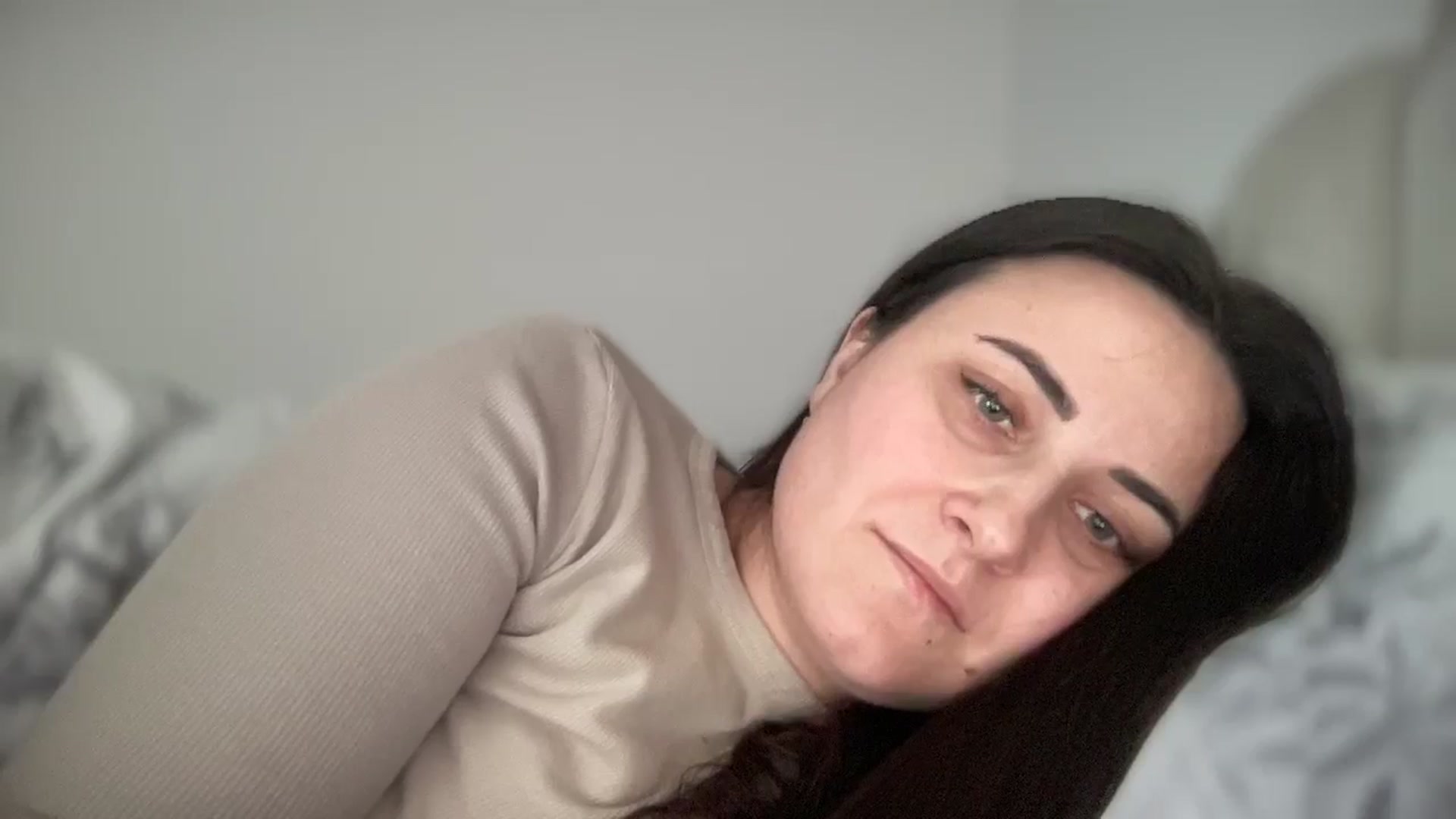 Gallery image thumbnail from Emafox's myfreecams stream on, 02/17/2025, 10:27 image 16 of 20