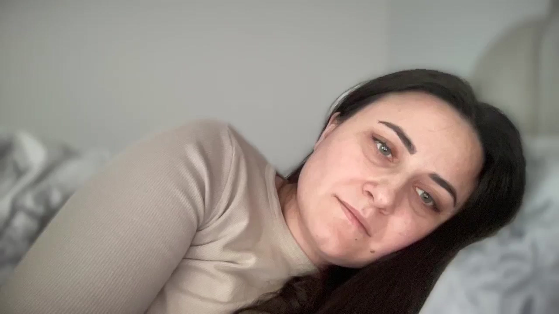 Gallery image thumbnail from Emafox's myfreecams stream on, 02/17/2025, 10:27 image 17 of 20