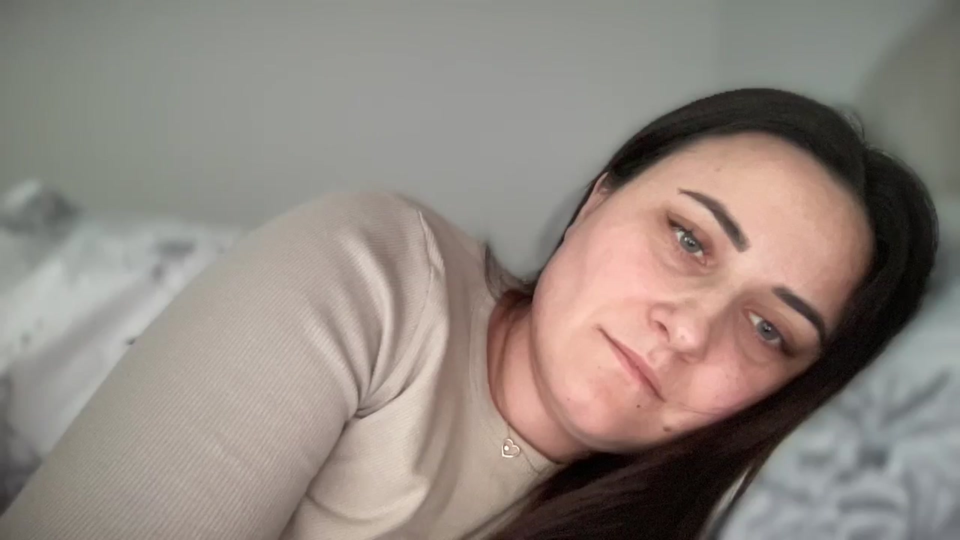 Gallery image thumbnail from Emafox's myfreecams stream on, 02/17/2025, 11:12 image 6 of 20