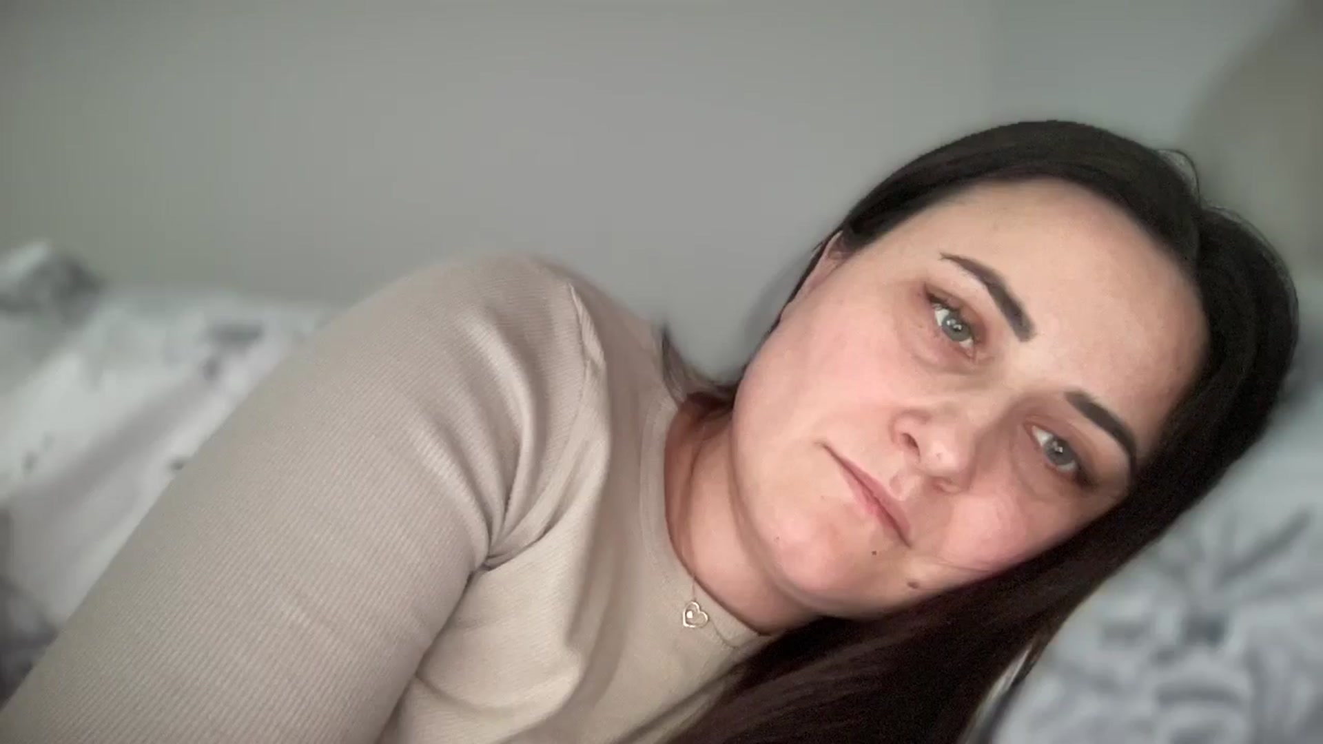 Gallery image thumbnail from Emafox's myfreecams stream on, 02/17/2025, 11:12 image 8 of 20
