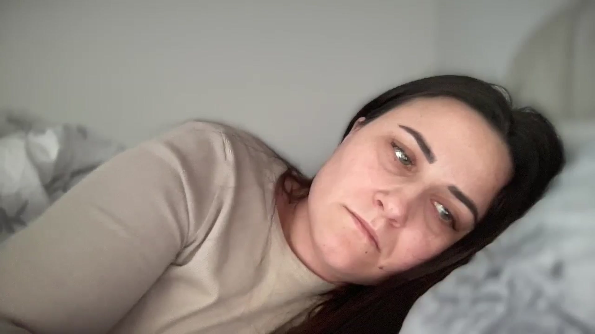 Gallery image thumbnail from Emafox's myfreecams stream on, 02/17/2025, 12:26 image 7 of 20