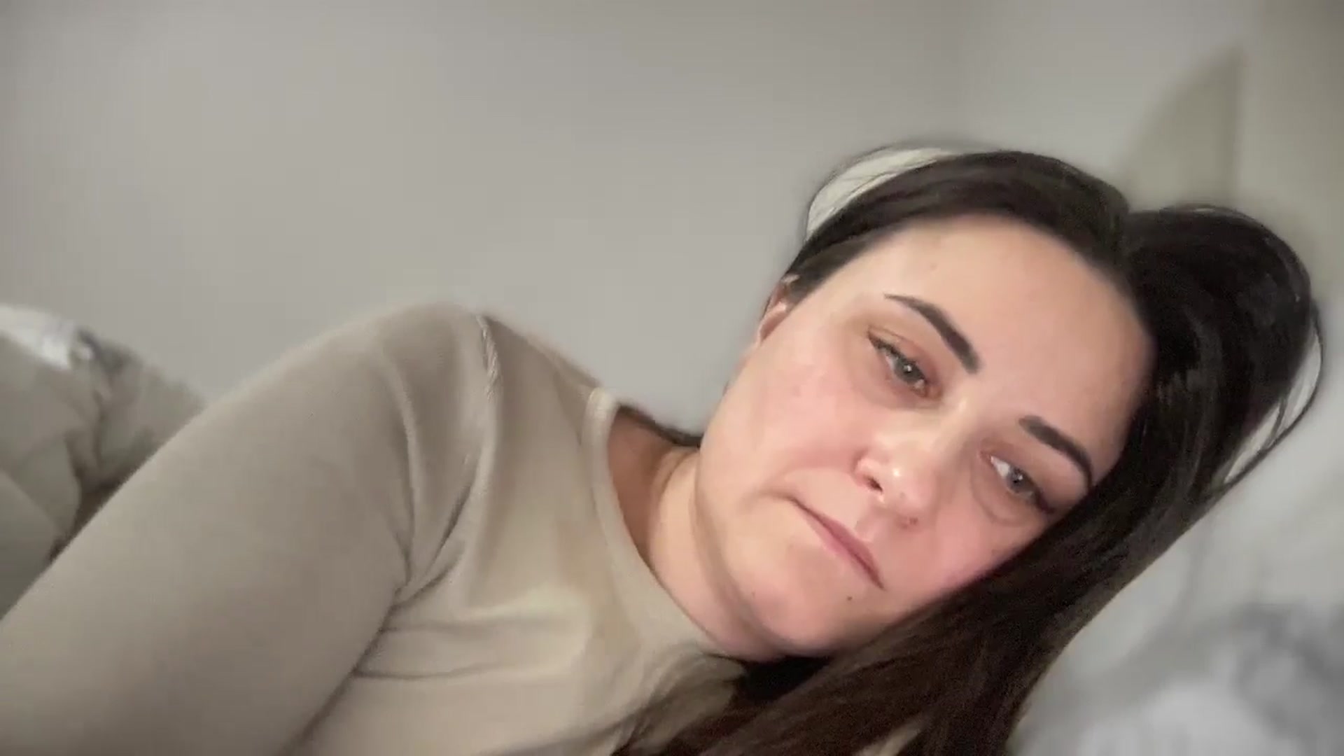 Gallery image thumbnail from Emafox's myfreecams stream on, 02/17/2025, 19:19 image 13 of 20