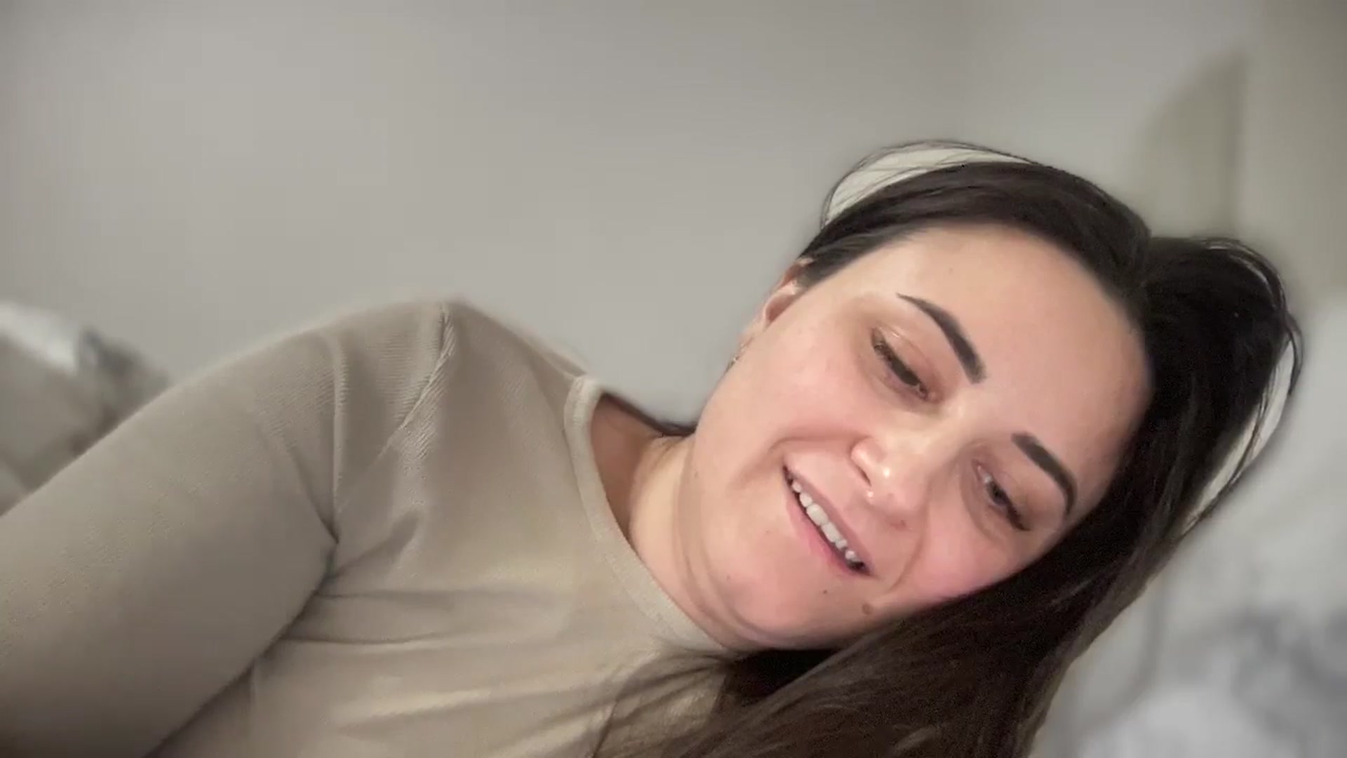 Gallery image thumbnail from Emafox's myfreecams stream on, 02/17/2025, 19:19 image 12 of 20