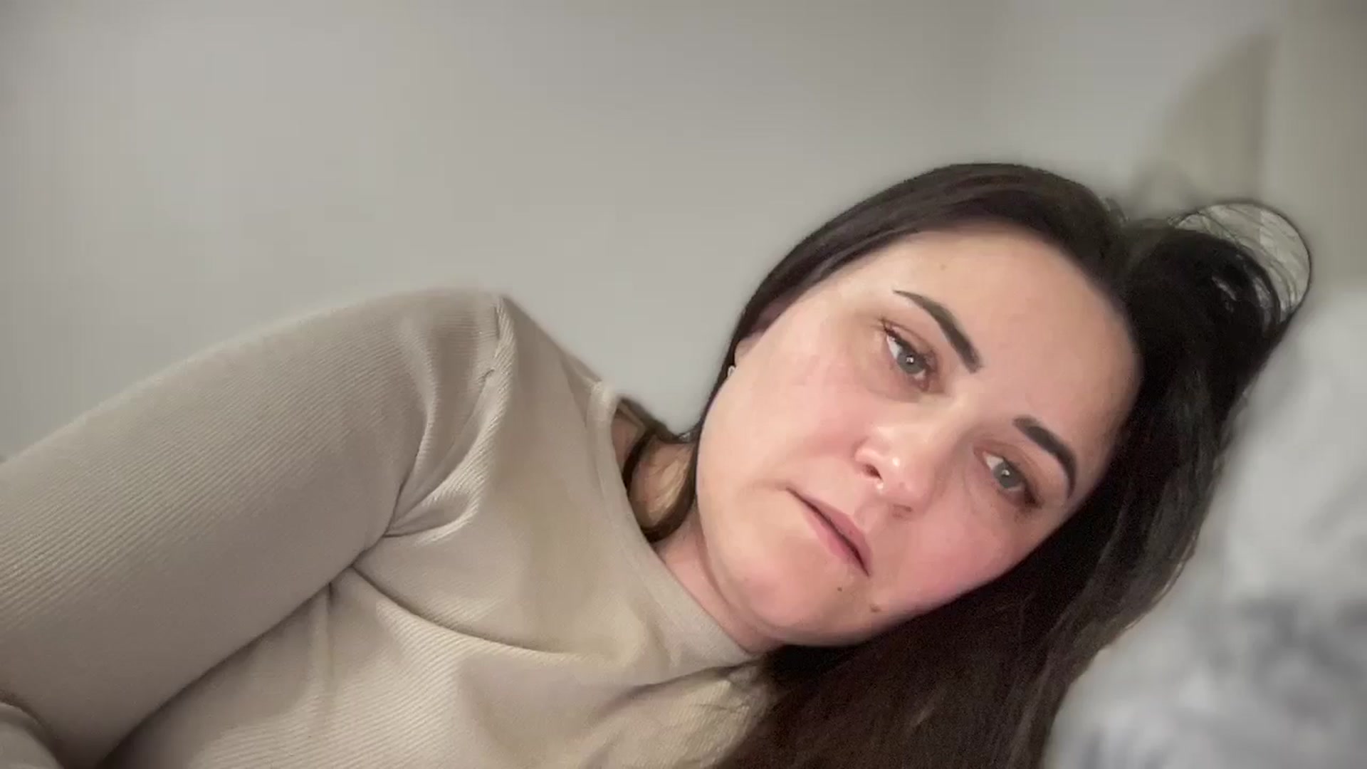 Gallery image thumbnail from Emafox's myfreecams stream on, 02/17/2025, 20:50 image 16 of 20
