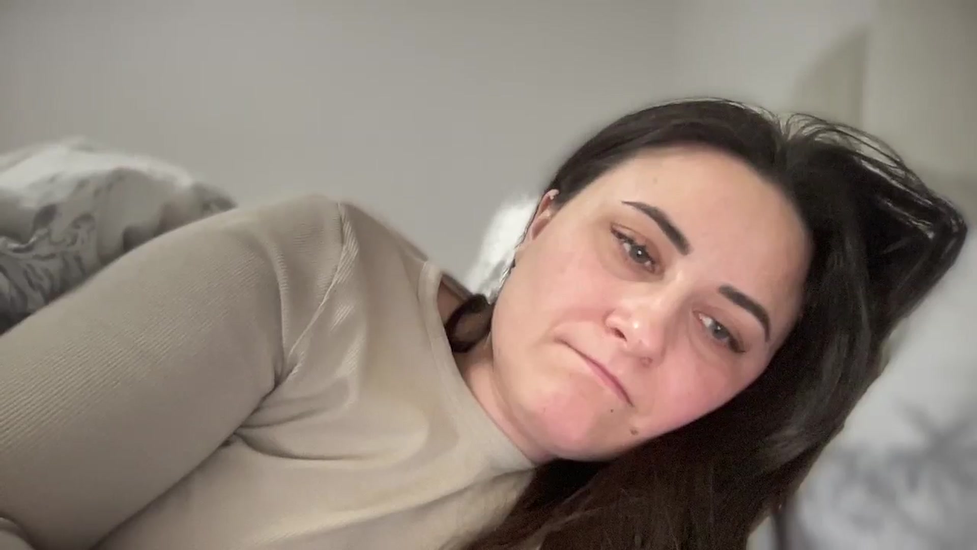 Gallery image thumbnail from Emafox's myfreecams stream on, 02/17/2025, 20:50 image 11 of 20