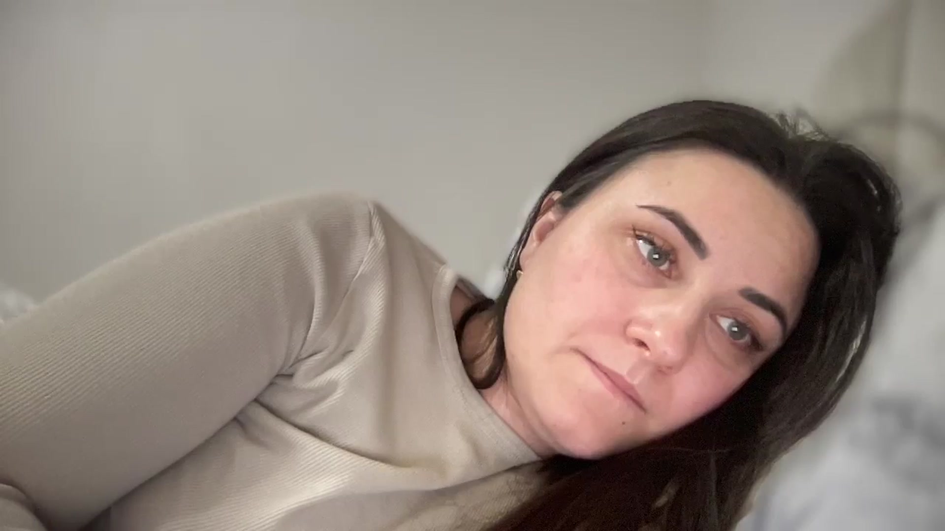 Gallery image thumbnail from Emafox's myfreecams stream on, 02/17/2025, 20:50 image 19 of 20