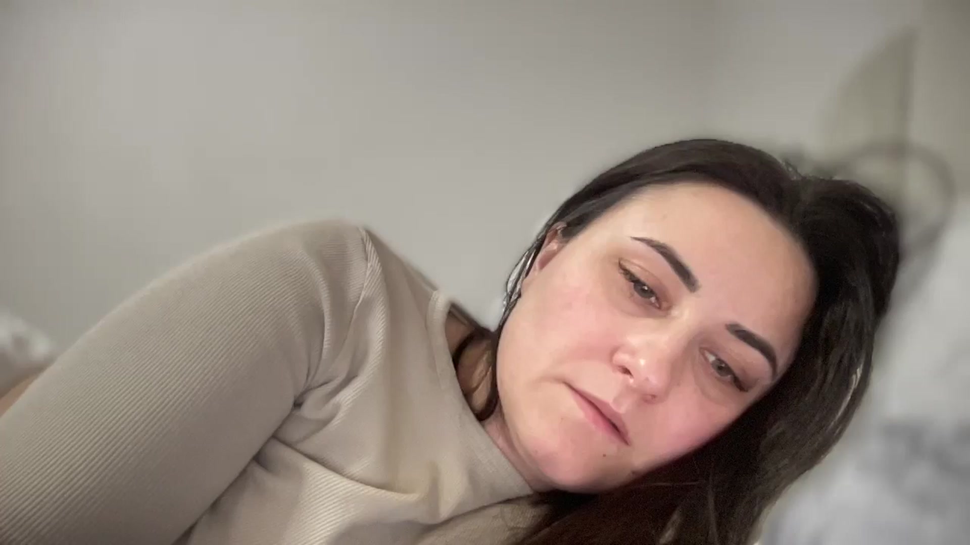 Gallery image thumbnail from Emafox's myfreecams stream on, 02/17/2025, 20:50 image 20 of 20