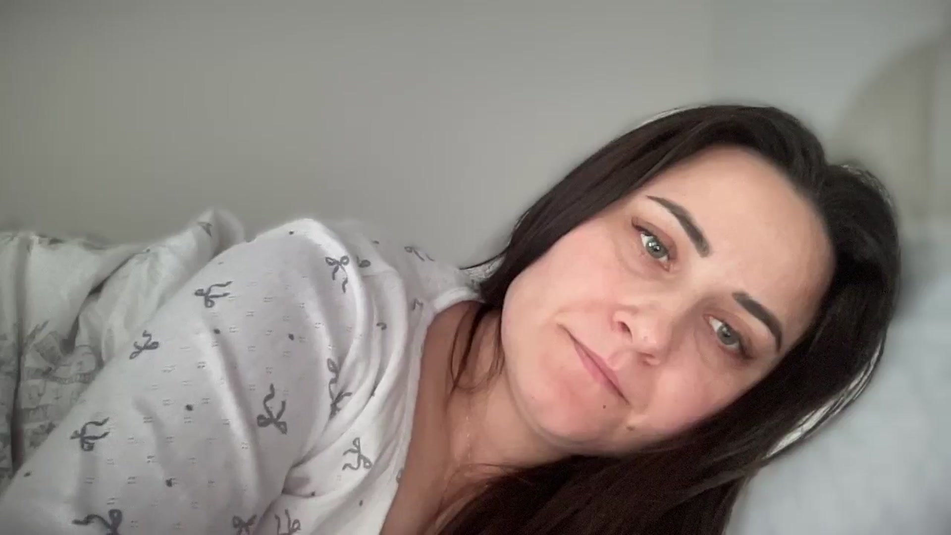 Gallery image thumbnail from Emafox's myfreecams stream on, 02/18/2025, 11:24 image 13 of 20