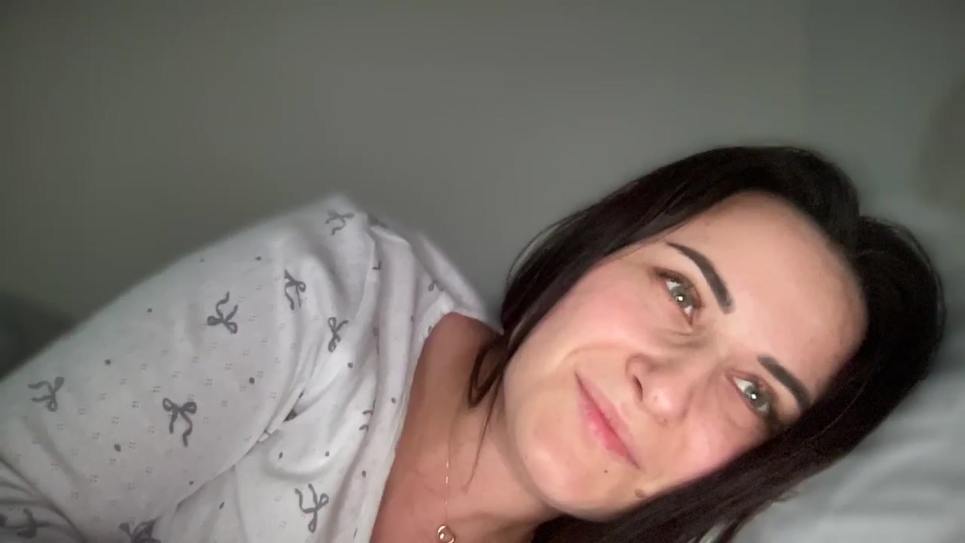 Gallery image thumbnail from Emafox's myfreecams stream on, 02/18/2025, 14:50 image 14 of 20