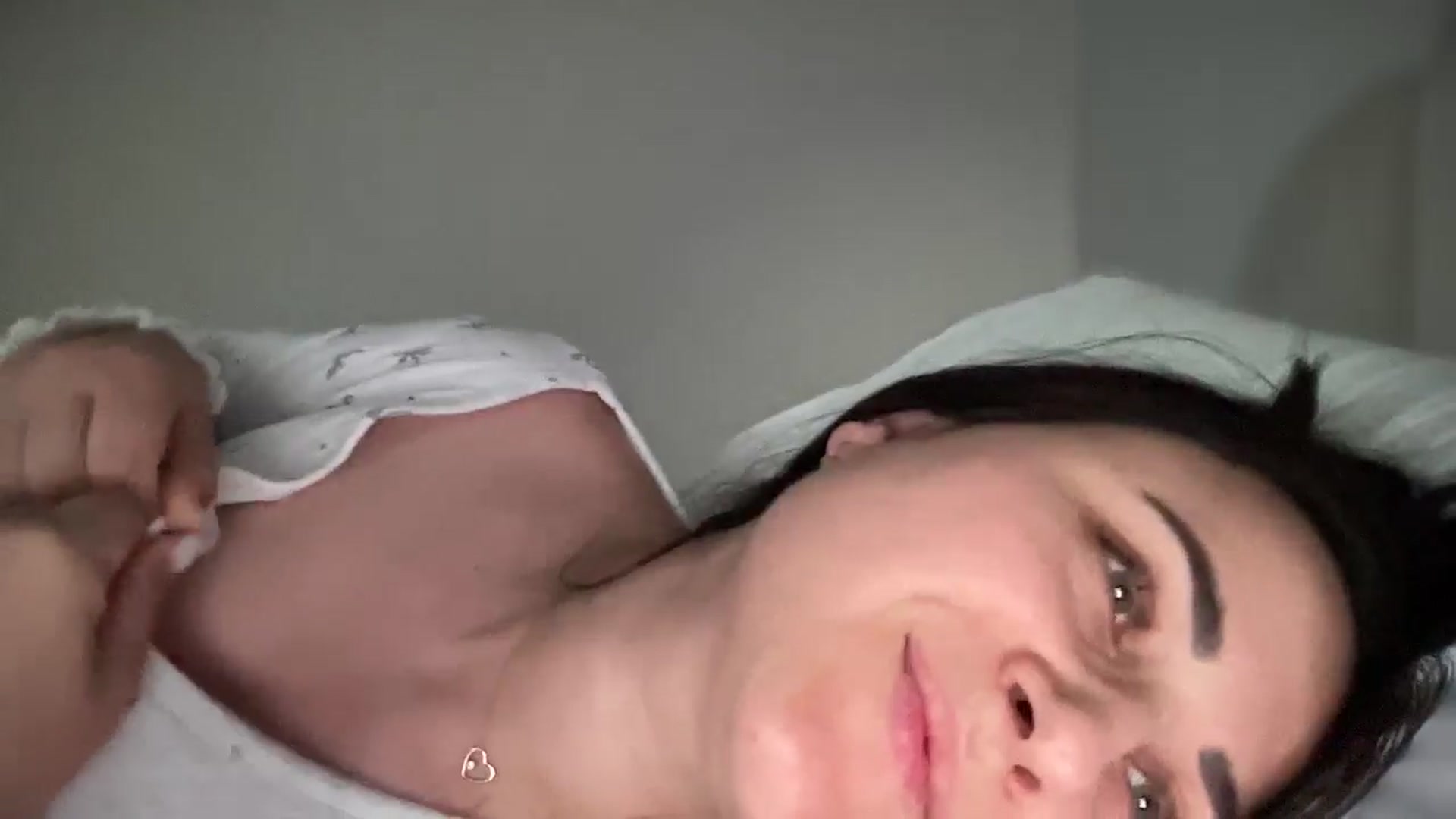 Gallery image thumbnail from Emafox's myfreecams stream on, 02/18/2025, 14:50 image 9 of 20