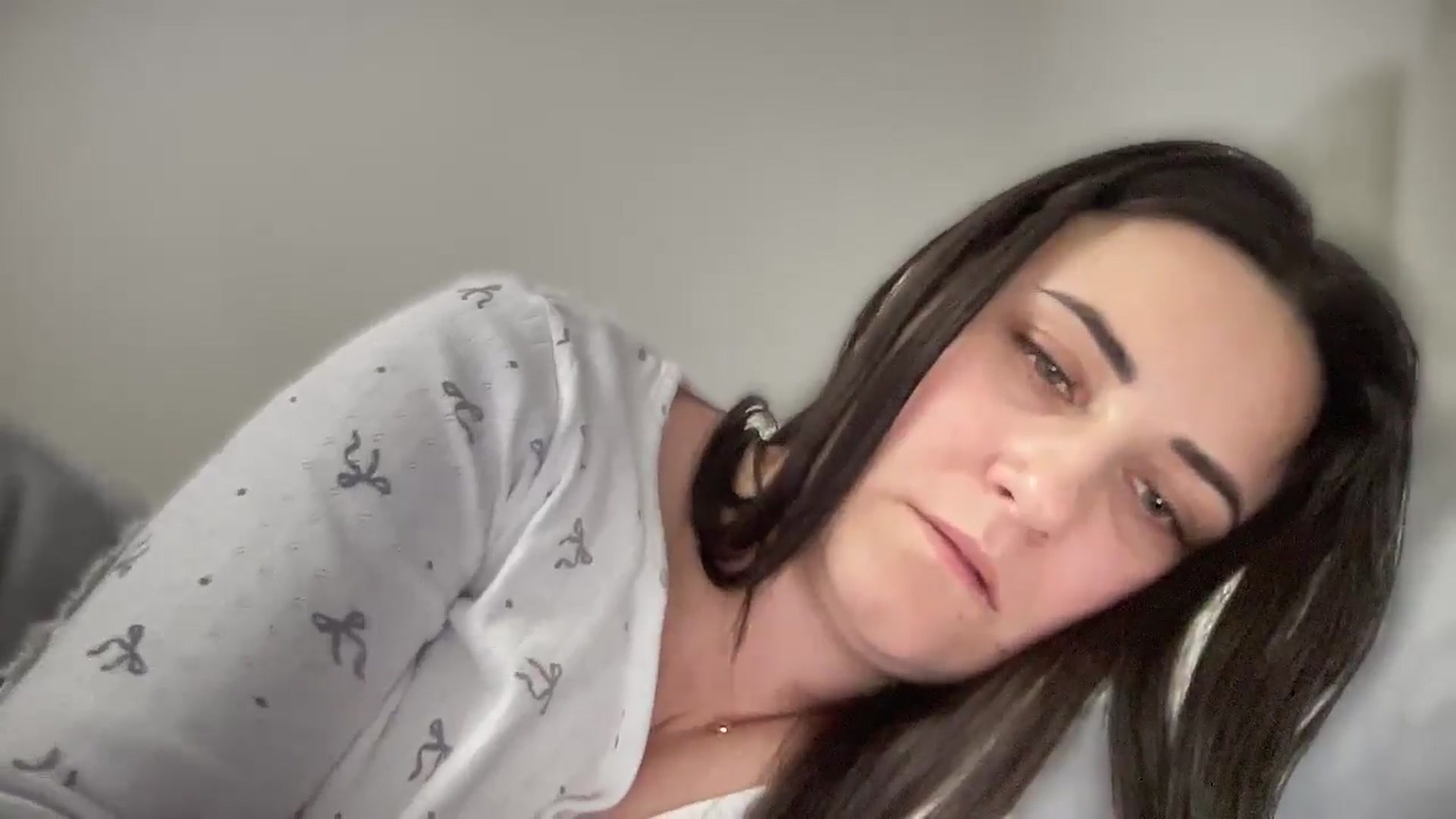 Gallery image thumbnail from Emafox's myfreecams stream on, 02/18/2025, 18:21 image 10 of 20
