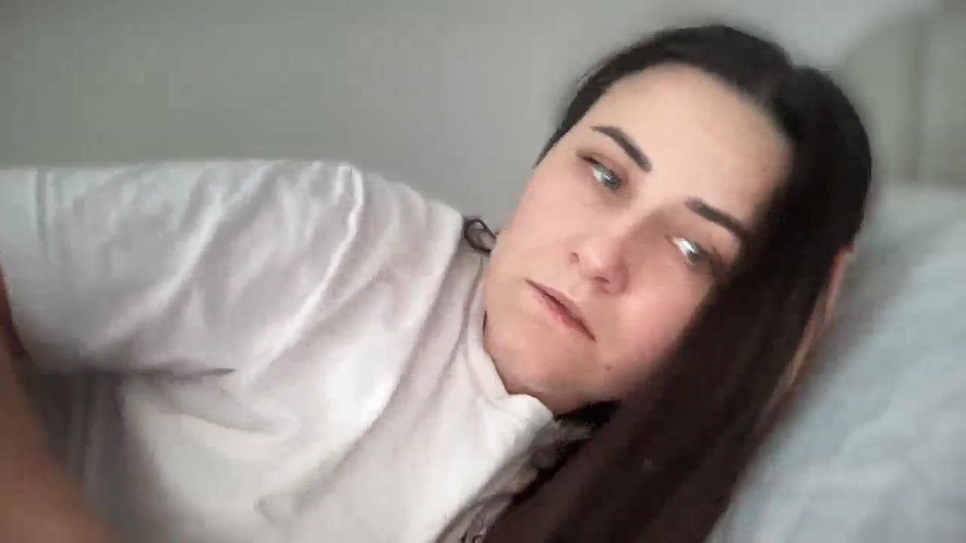 Gallery image thumbnail from Emafox's myfreecams stream on, 02/20/2025, 10:31 image 2 of 20