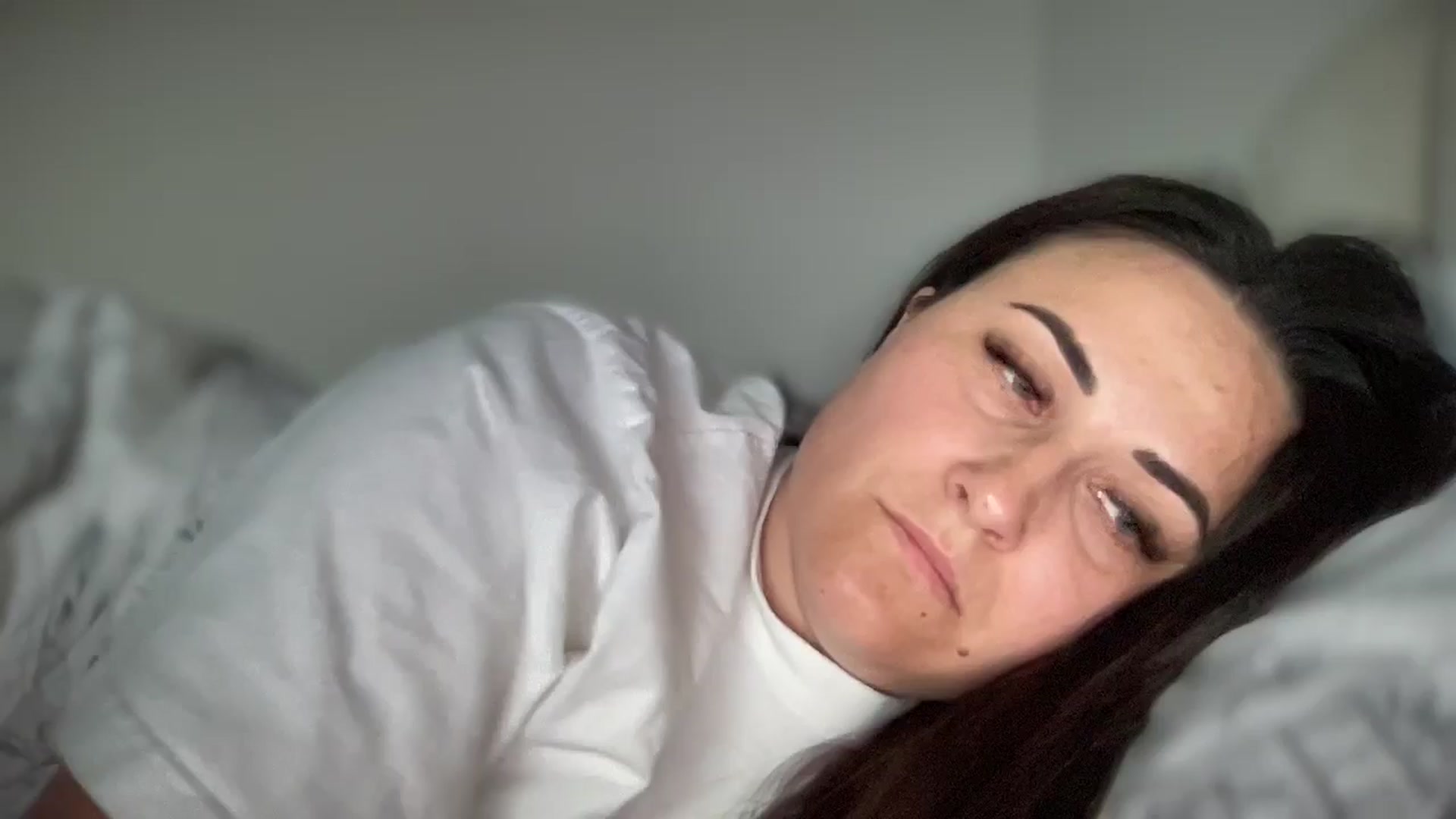 Gallery image thumbnail from Emafox's myfreecams stream on, 03/17/2025, 09:25 image 6 of 20
