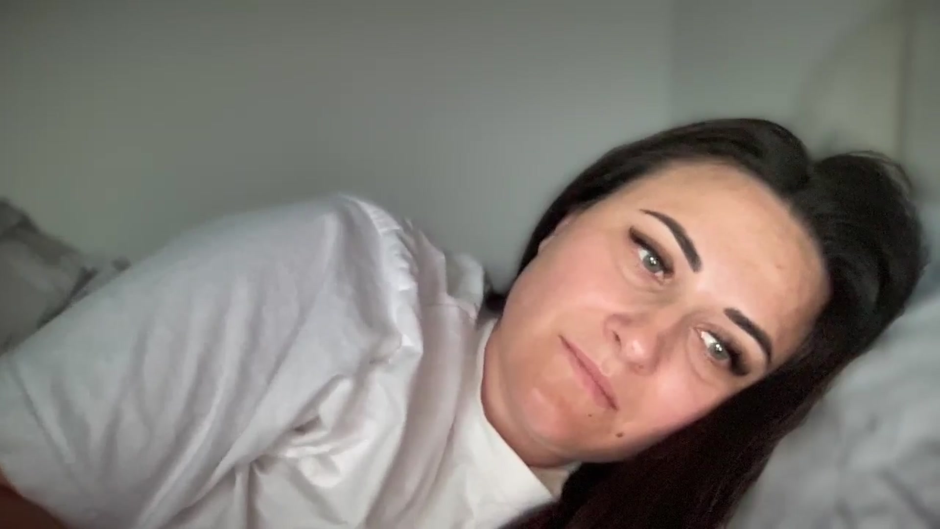 Gallery image thumbnail from Emafox's myfreecams stream on, 03/17/2025, 09:59 image 18 of 20
