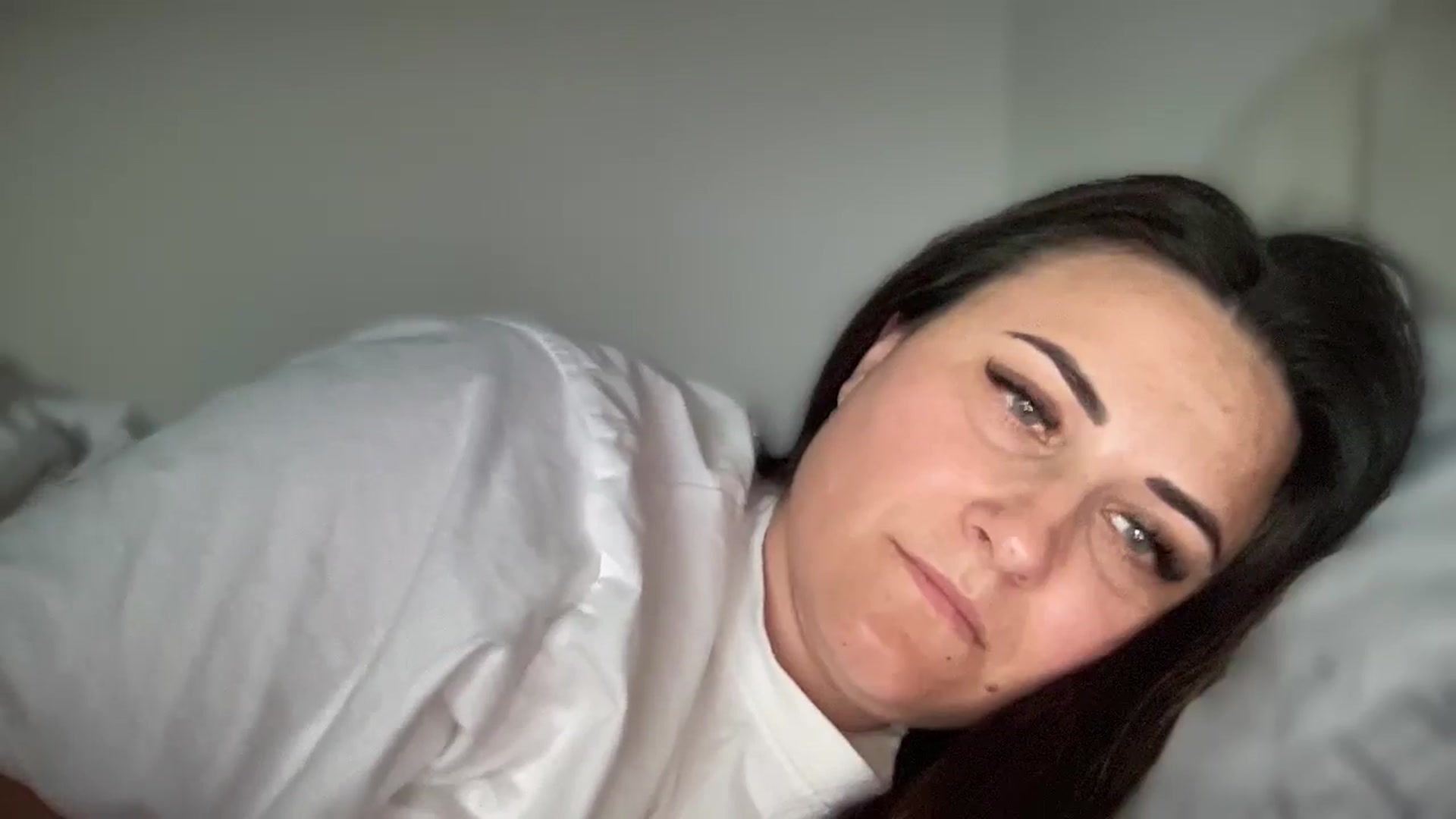 Gallery image thumbnail from Emafox's myfreecams stream on, 03/17/2025, 09:59 image 16 of 20