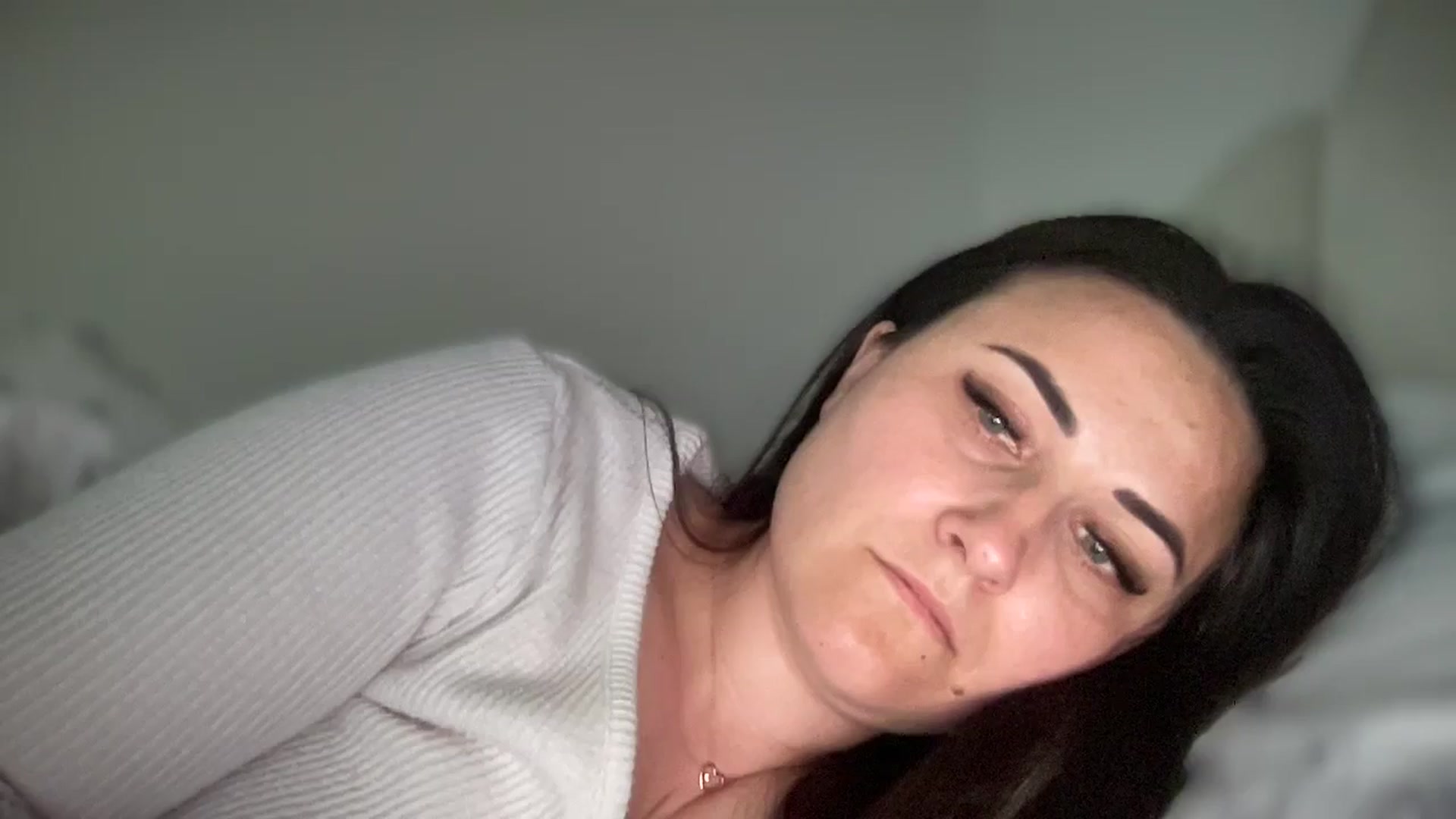 Gallery image thumbnail from Emafox's myfreecams stream on, 03/17/2025, 12:59 image 15 of 20