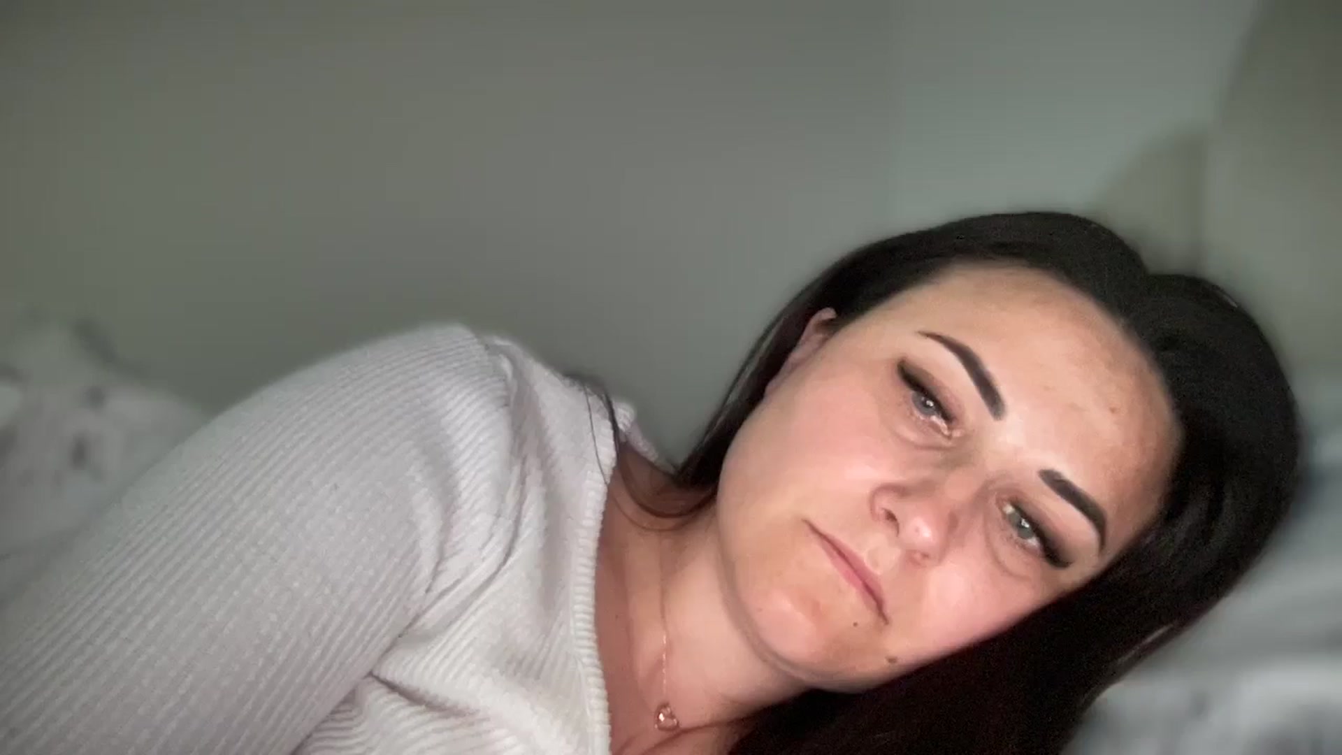 Gallery image thumbnail from Emafox's myfreecams stream on, 03/17/2025, 12:59 image 18 of 20