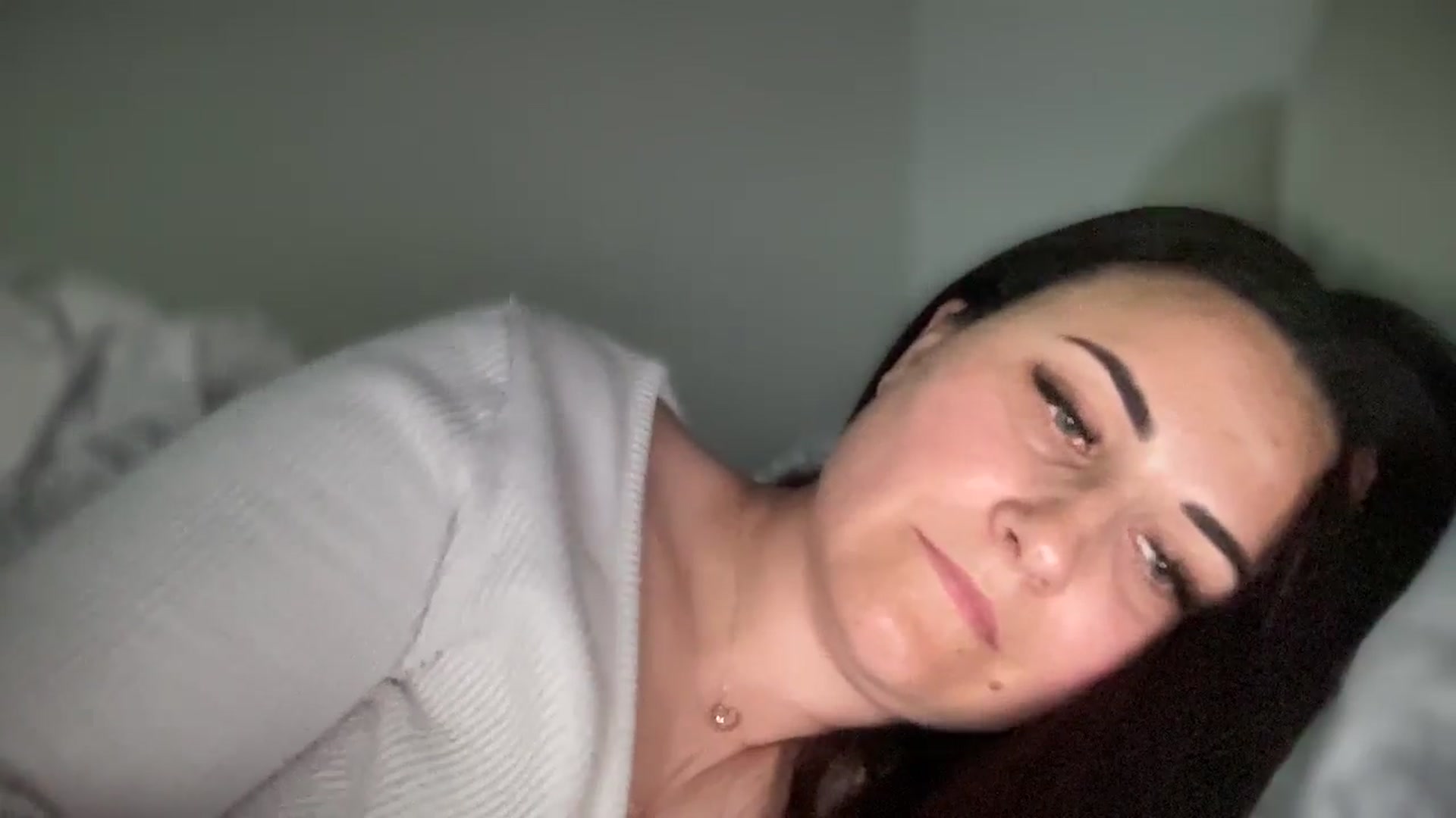 Gallery image thumbnail from Emafox's myfreecams stream on, 03/17/2025, 15:22 image 12 of 20