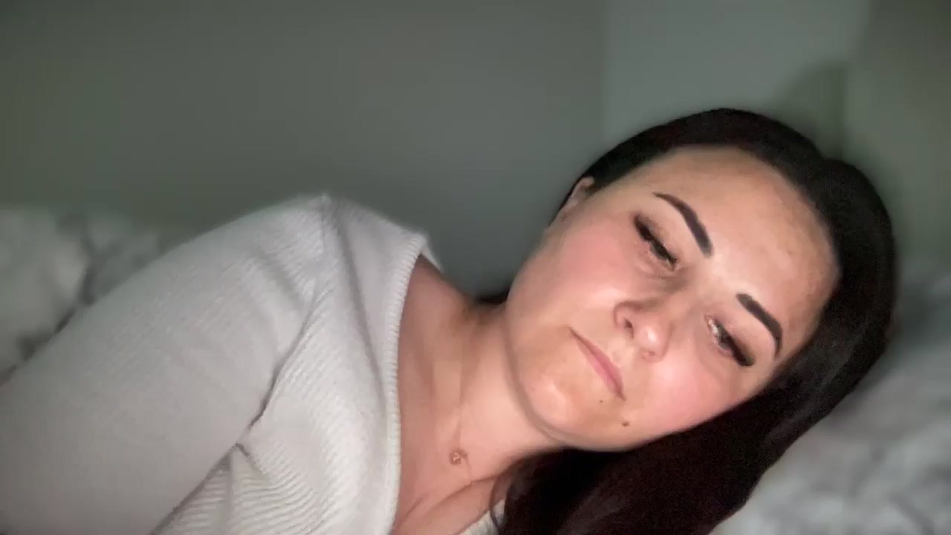 Gallery image thumbnail from Emafox's myfreecams stream on, 03/17/2025, 15:22 image 2 of 20