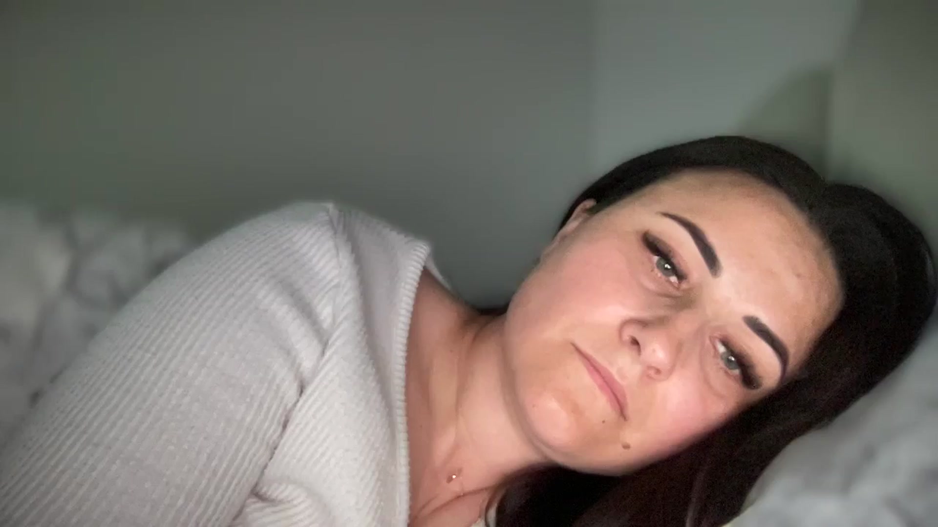 Gallery image thumbnail from Emafox's myfreecams stream on, 03/17/2025, 15:22 image 6 of 20