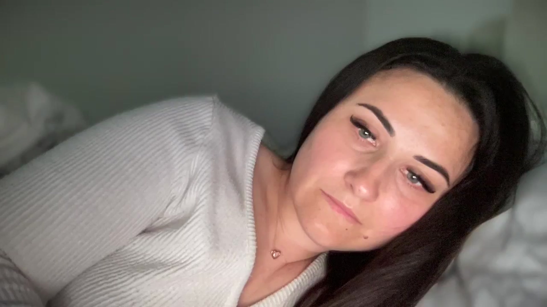 Gallery image thumbnail from Emafox's myfreecams stream on, 03/17/2025, 15:22 image 19 of 20