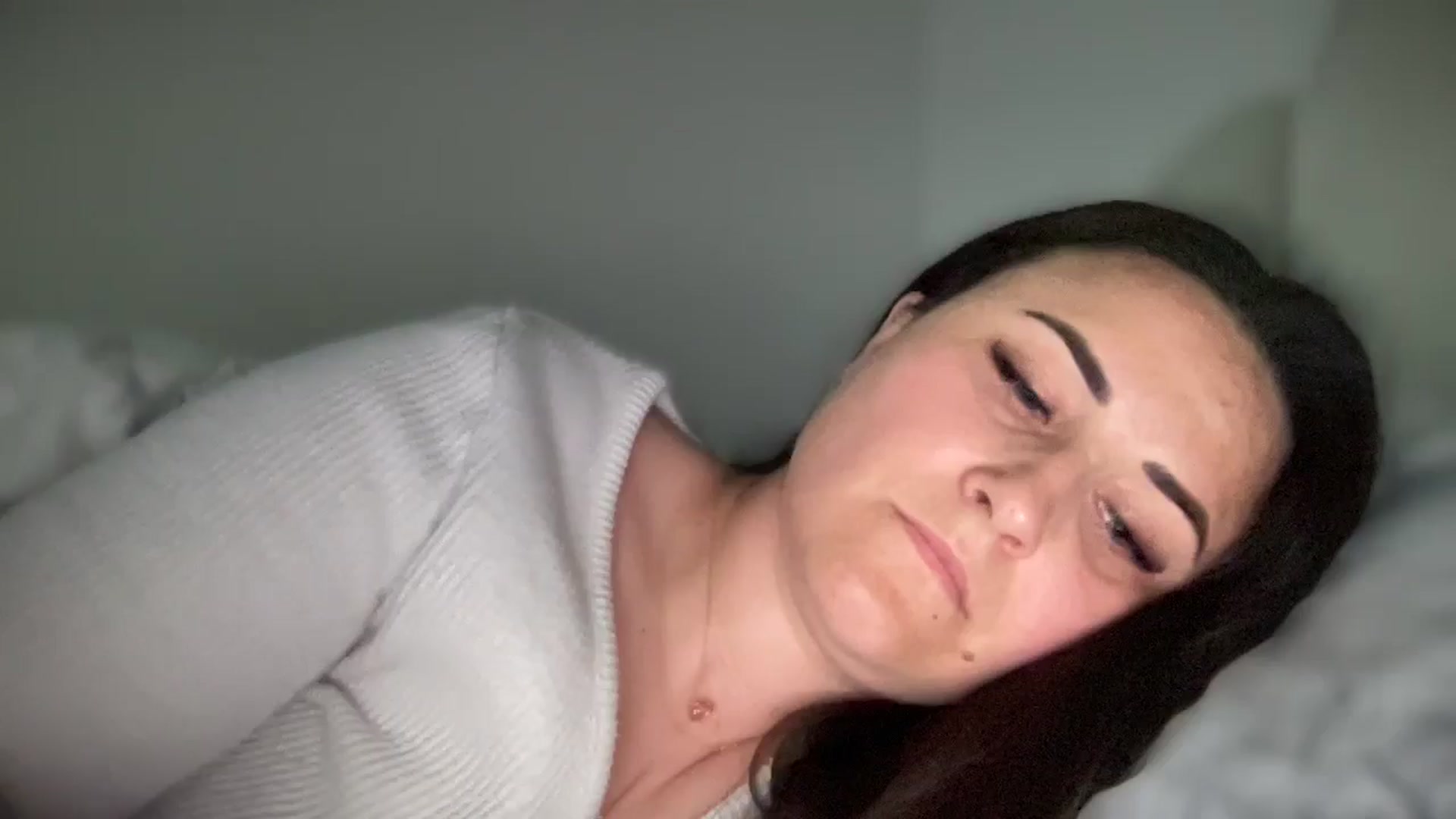 Gallery image thumbnail from Emafox's myfreecams stream on, 03/17/2025, 15:22 image 1 of 20