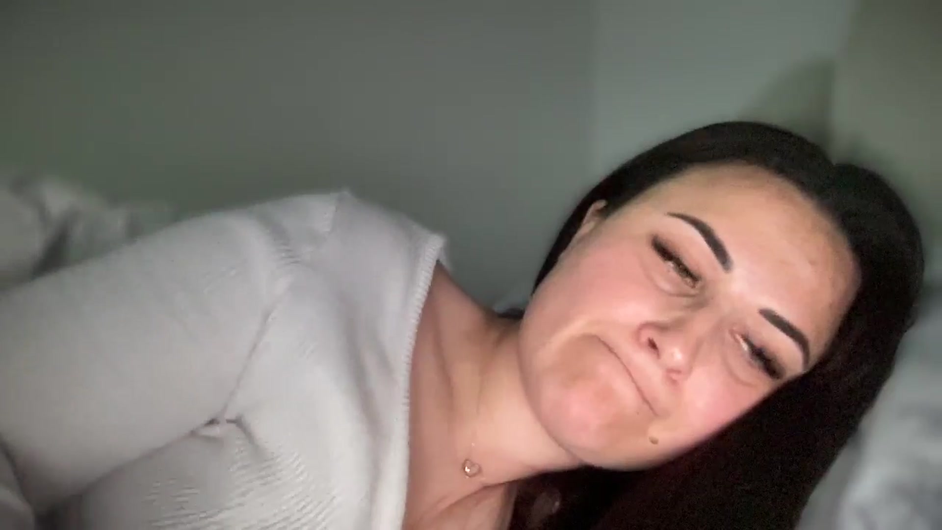 Gallery image thumbnail from Emafox's myfreecams stream on, 03/17/2025, 15:22 image 11 of 20